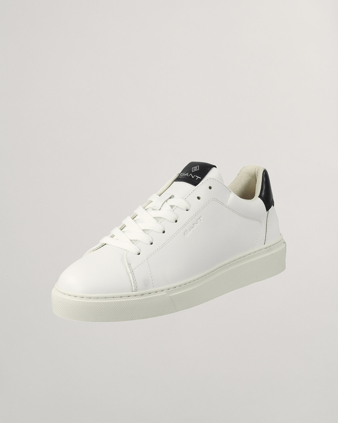 MC Julien Sneakers