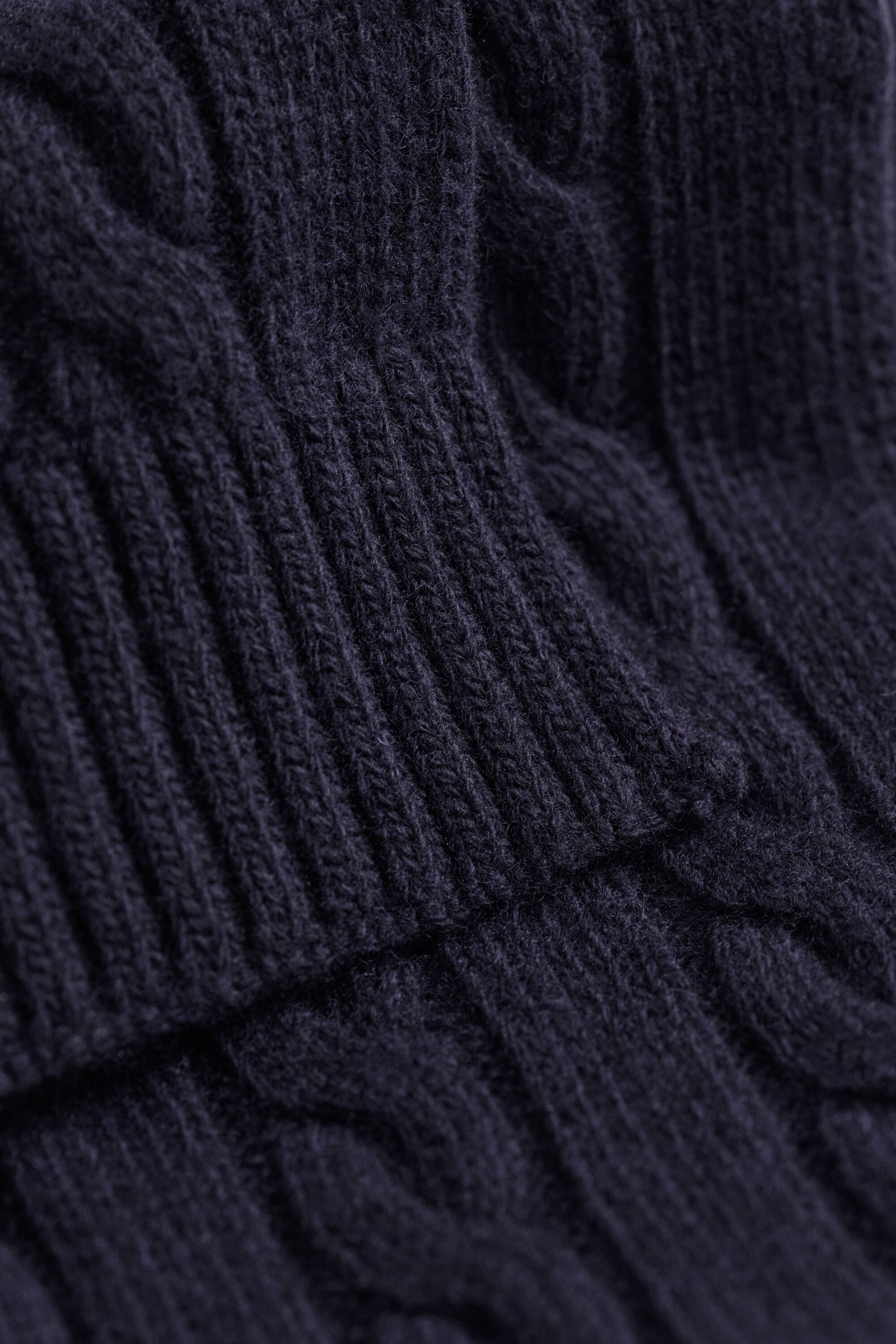 Lambswool Cable Knit Scarf