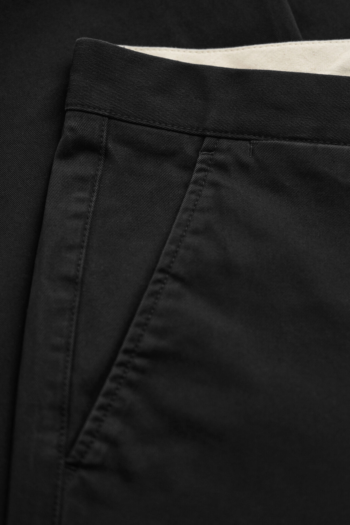 Slim Fit Comfort Chinos — BLACK