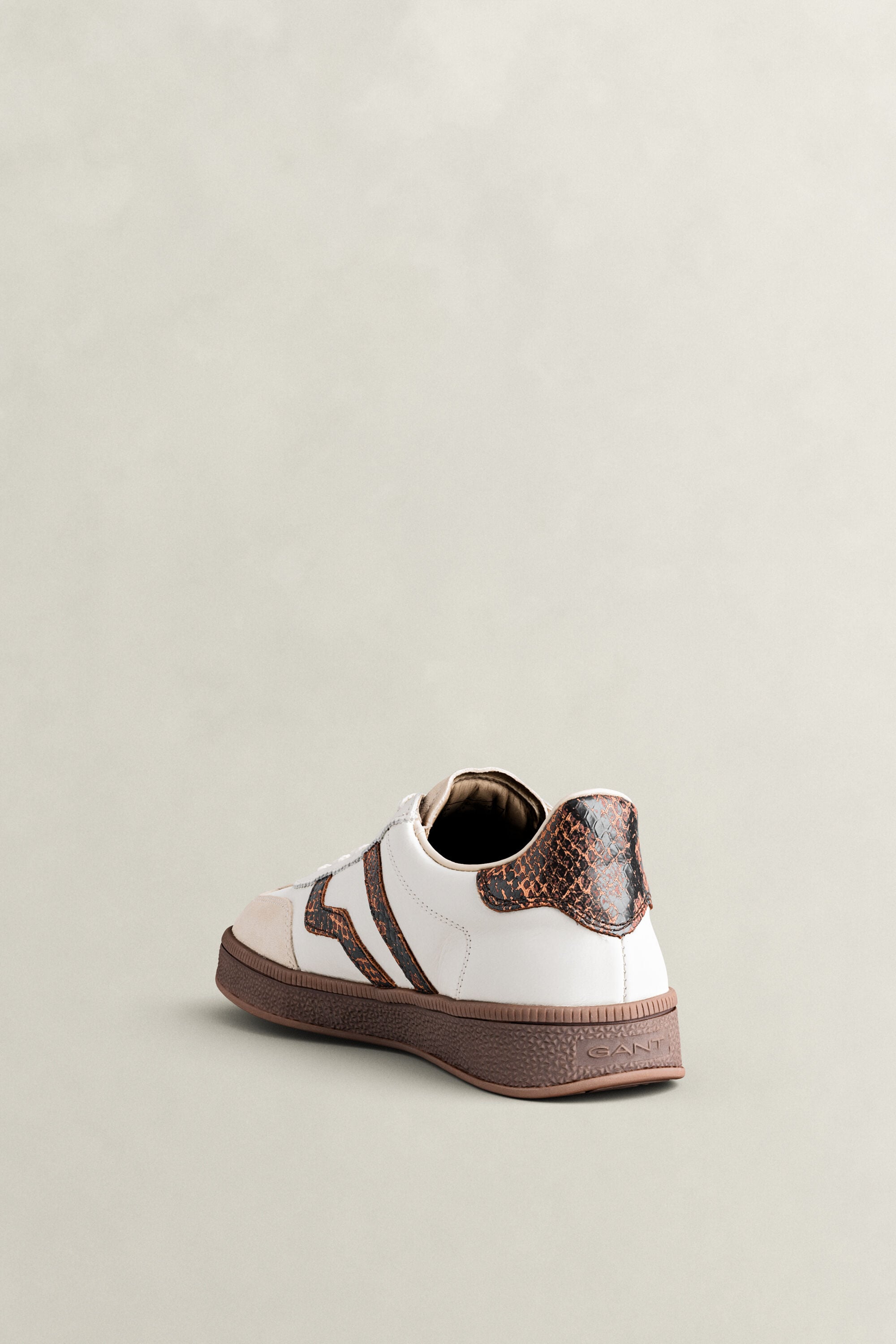 Cuzima Suede Leather Sneakers