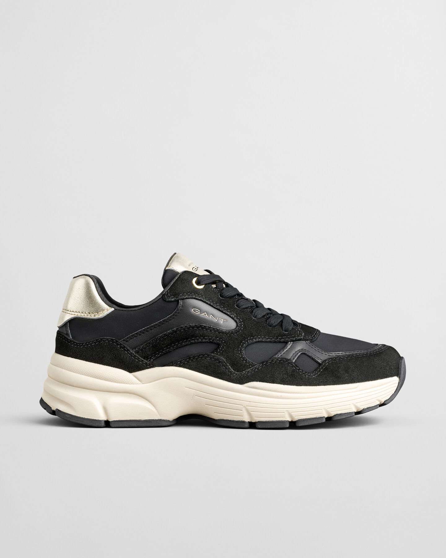 Neuewill Nylon Suede Sneakers