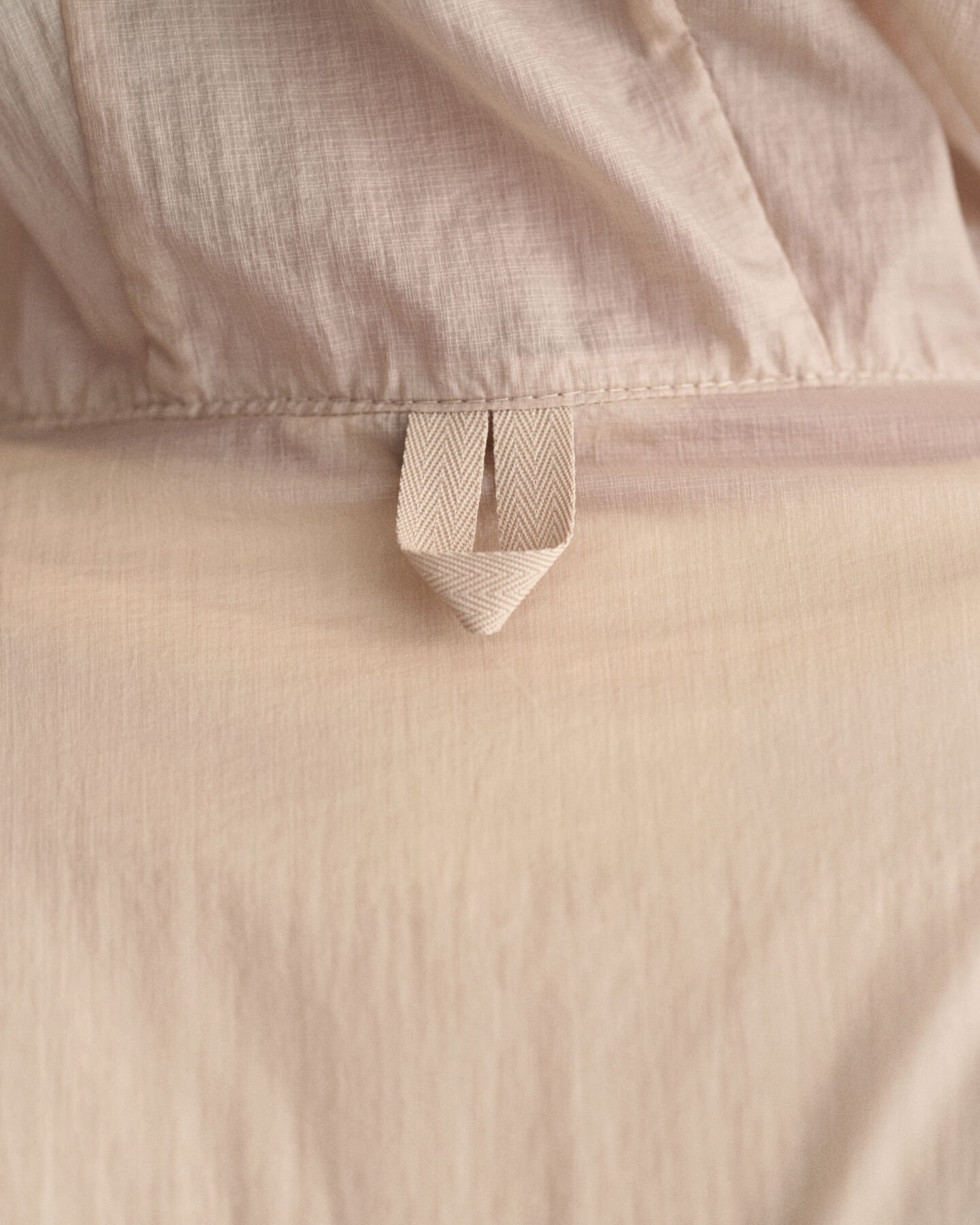 Packable Lightweight Windbreaker