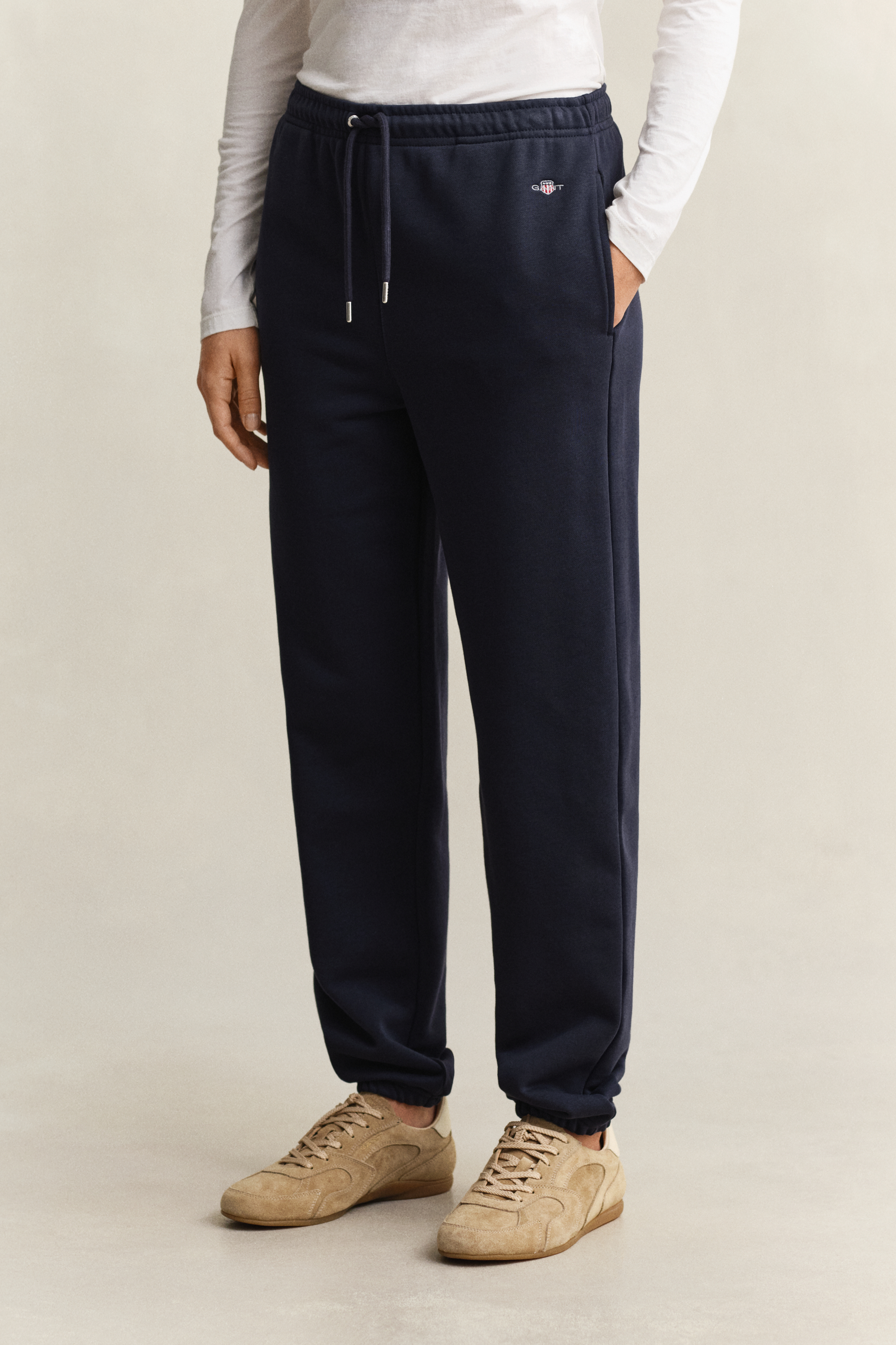 Gant Women's Navy Shield Sweatpants (Xl) Evening Blue