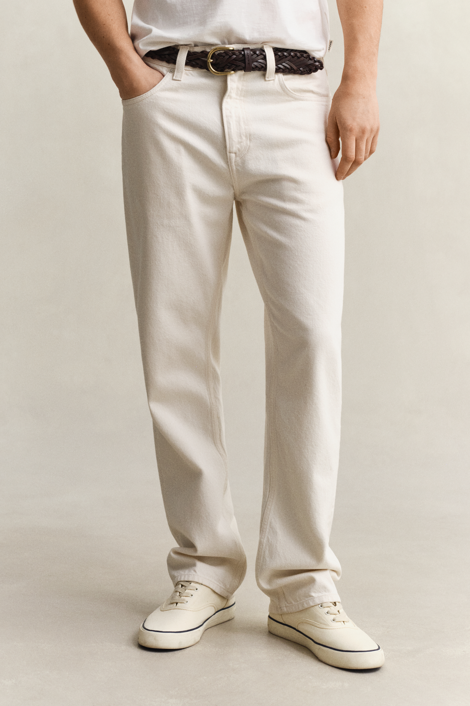 Gant Men's Ecru Straight Fit Jeans (38/32)