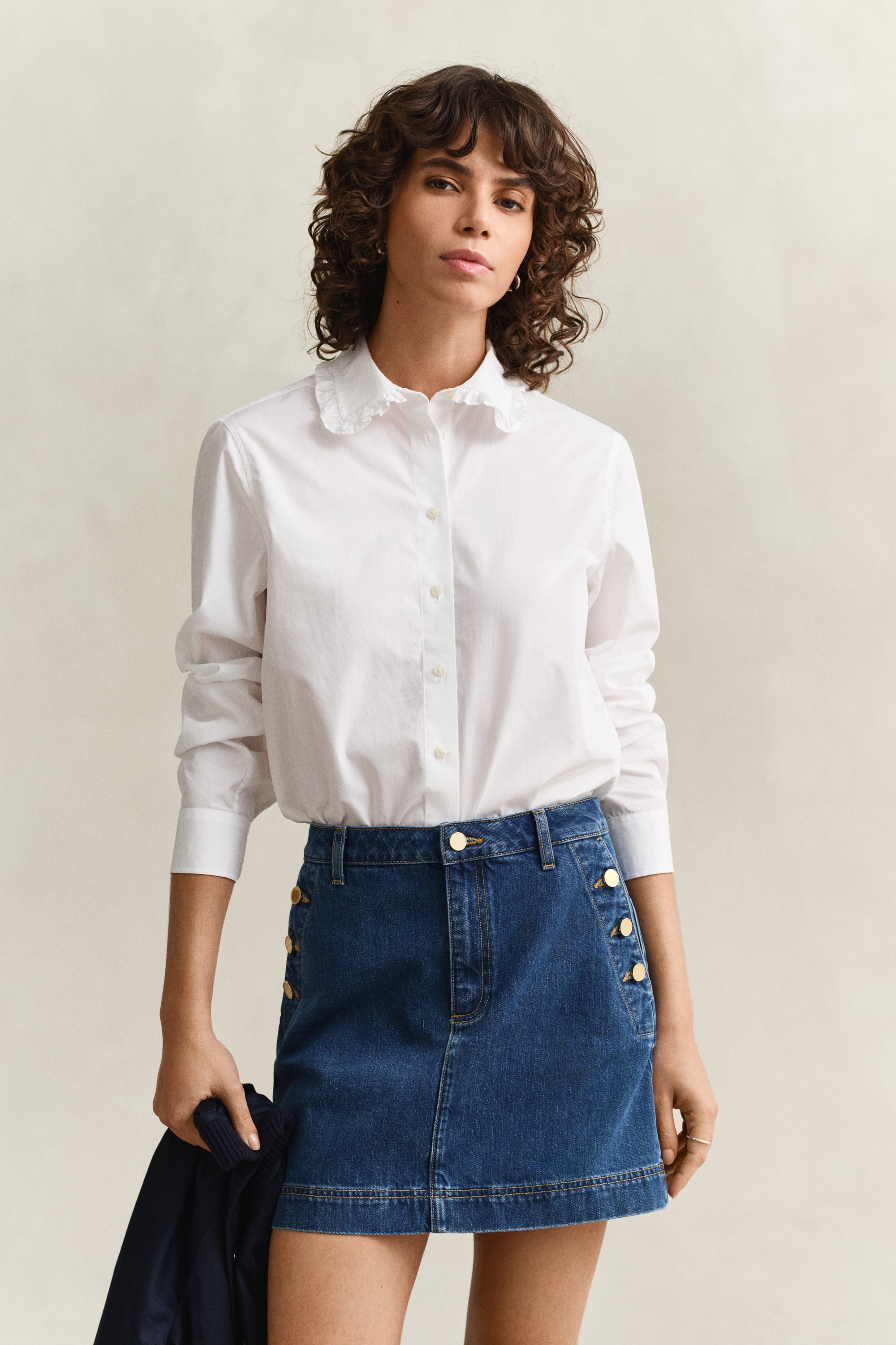 Gant Women's White Frilly Cotton Shirt (38)