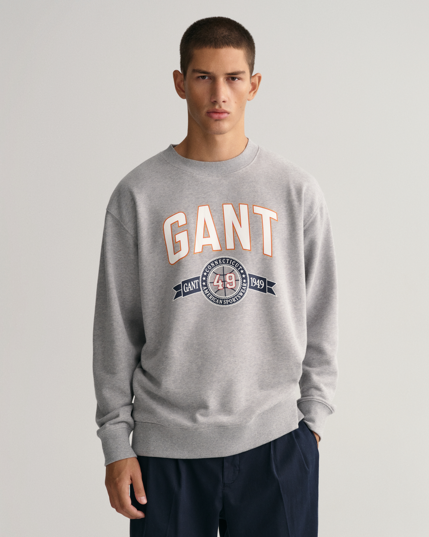 GANT Men Retro Crest Crew Neck Sweatshirt (XXL) Grey
