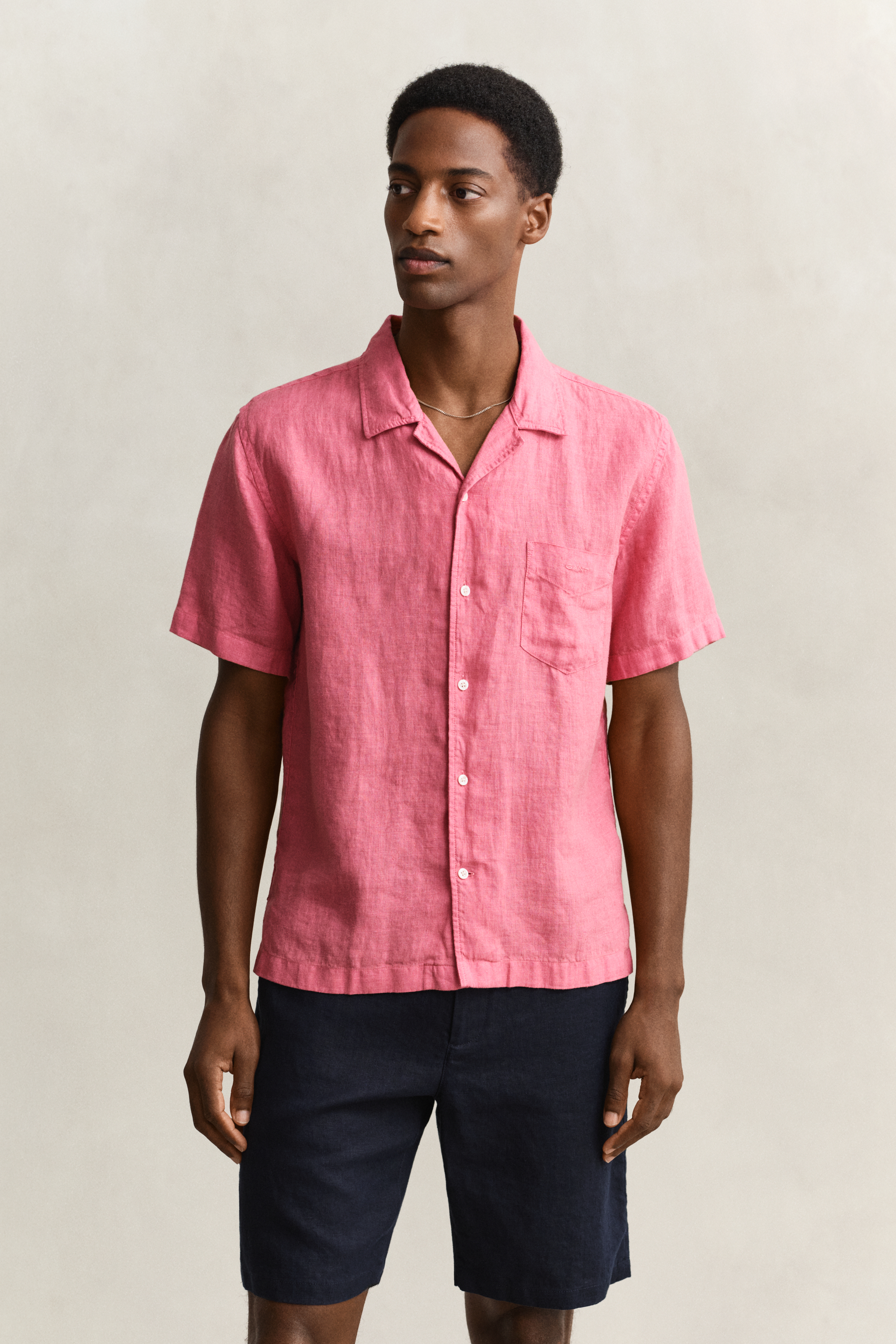 Gant Men's Rose Pink Short Sleeve Linen Shirt (L)