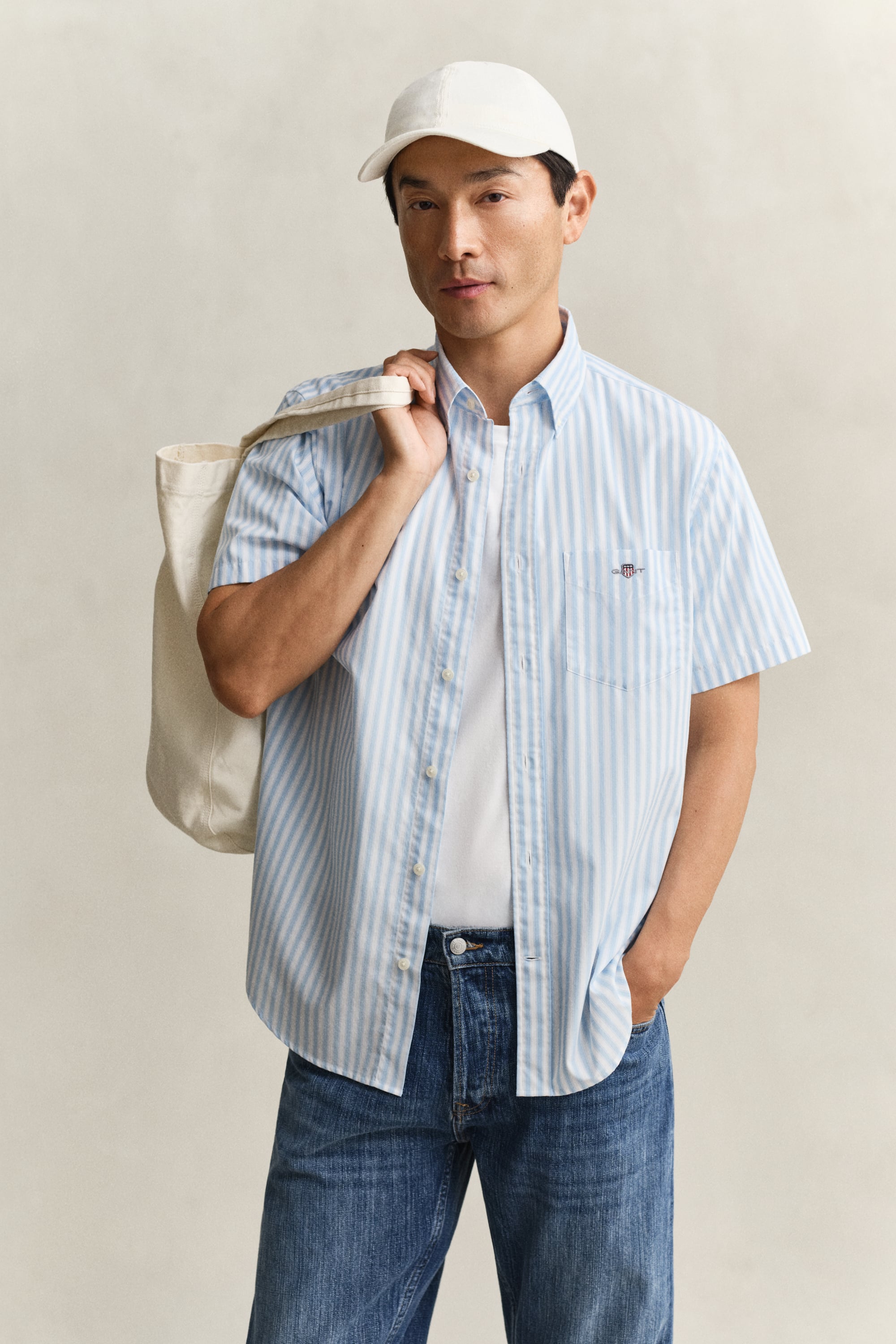 Gant Men's Sky Blue Striped Classic Poplin Short Sleeve Shirt (Xxl)