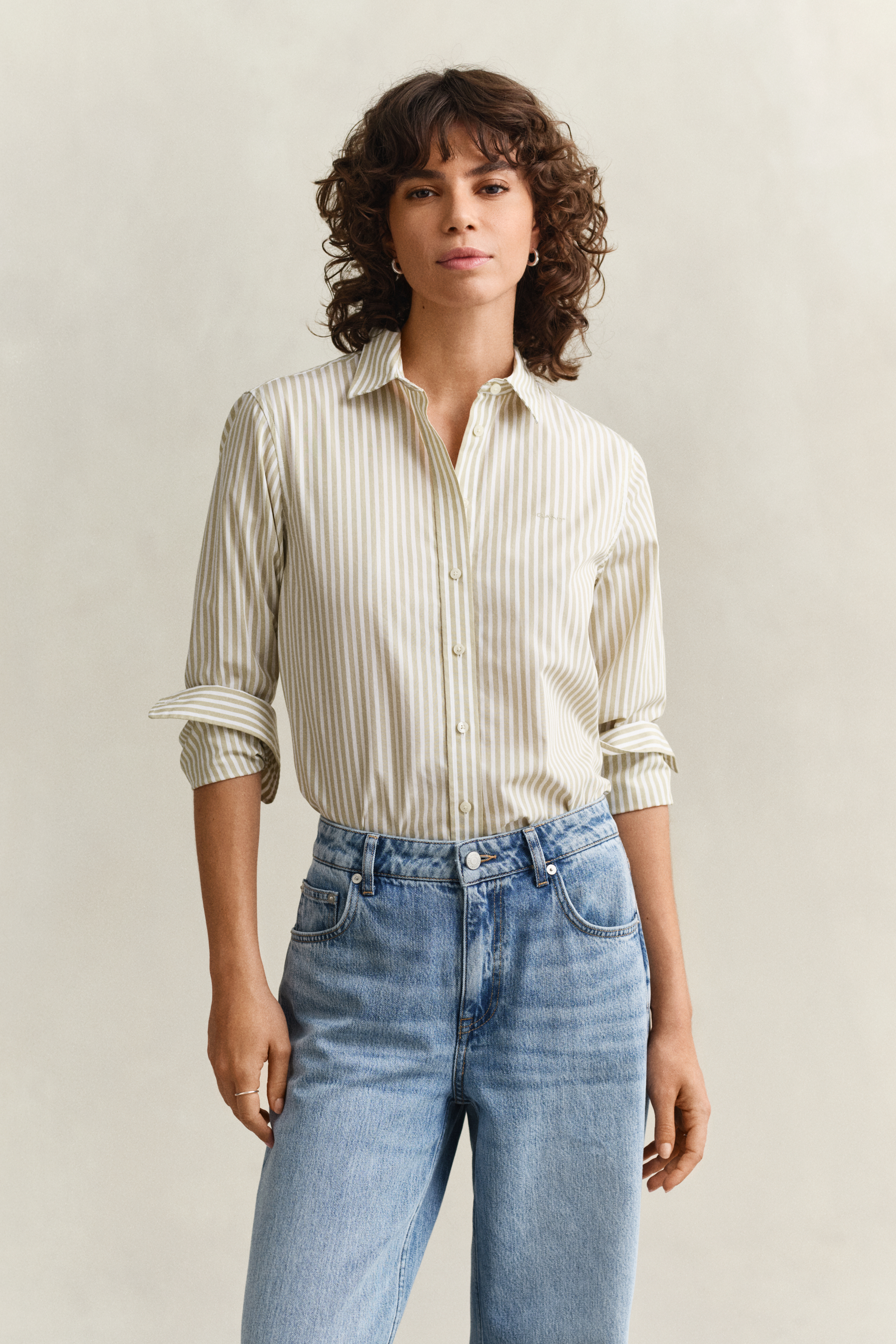 Gant Women's Country Beige Regular Fit Classic Striped Poplin Shirt (44)
