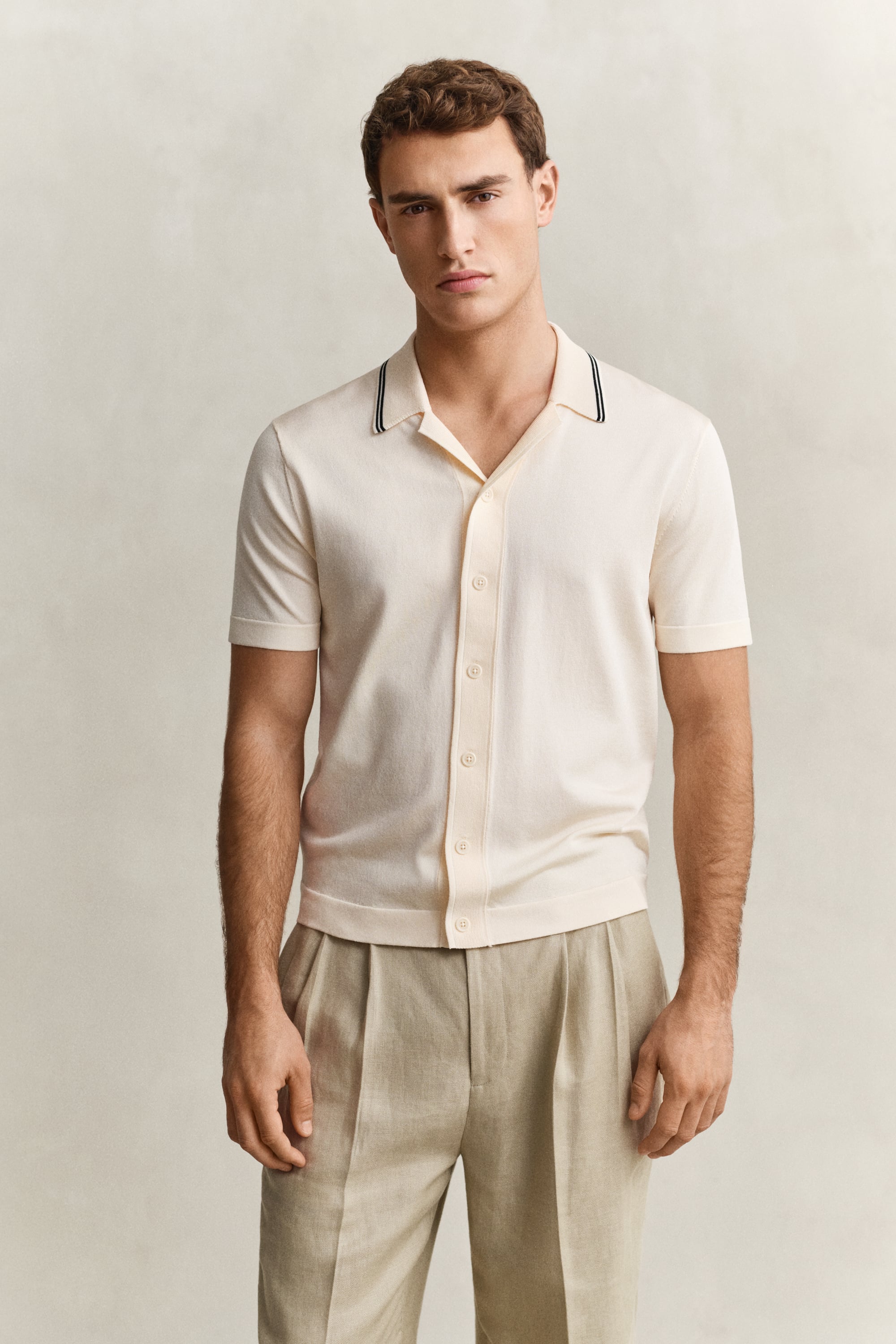 Gant Men's Creamed White Polo Sweater (M)