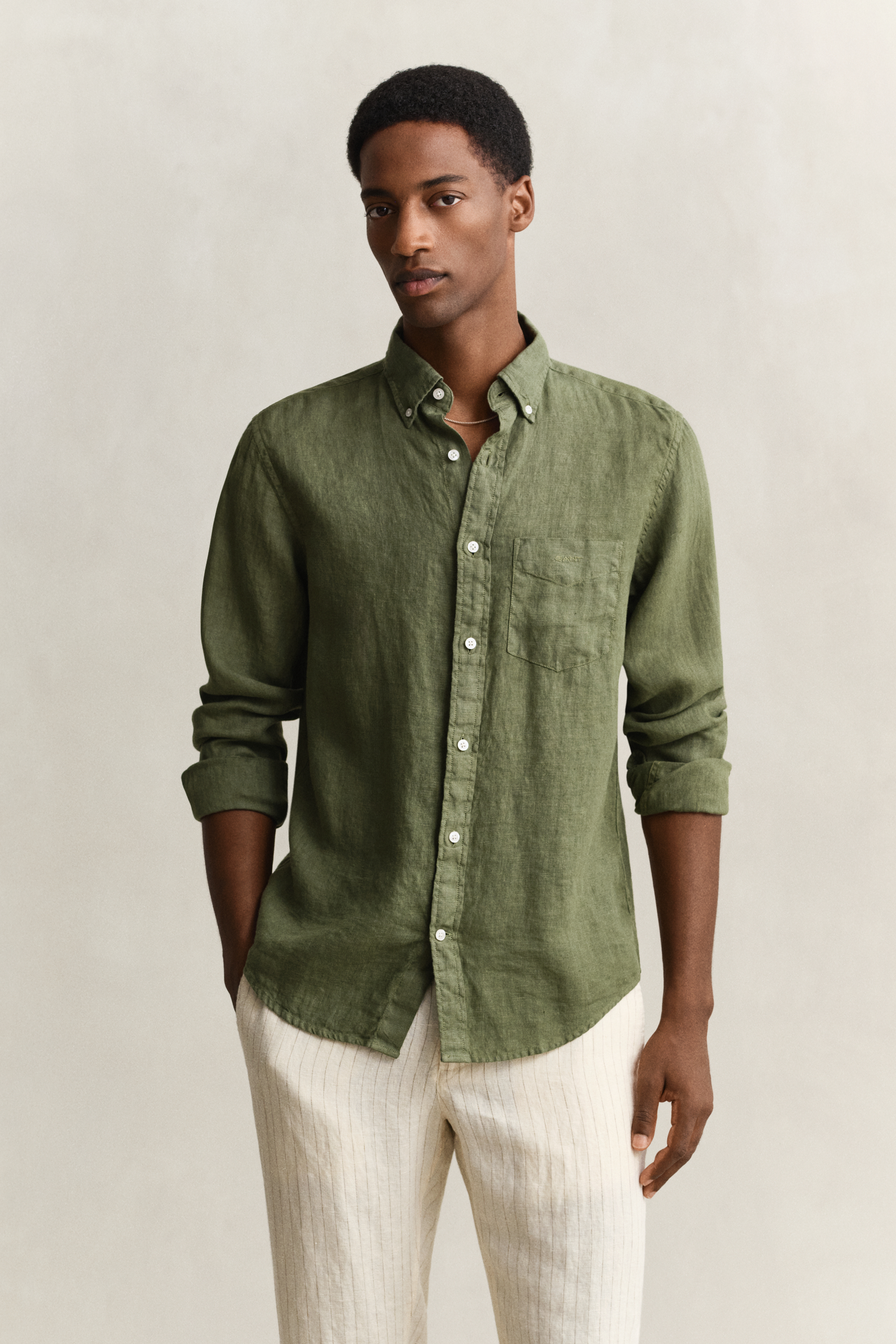 Gant Men's Dry Herb Green Linen Shirt (M)