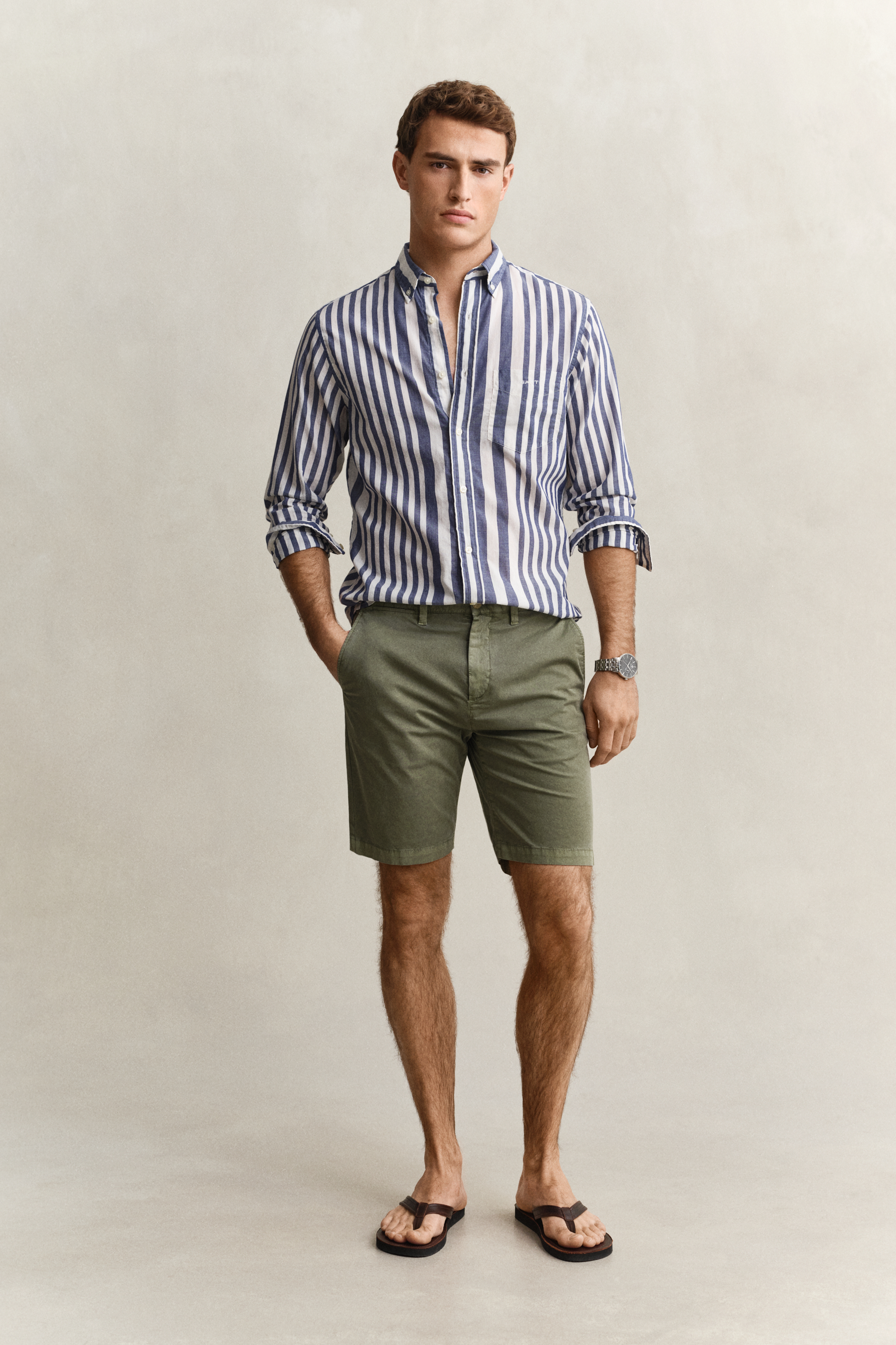 Gant Men's Dry Herb Green Sunfaded Chino Shorts (38)