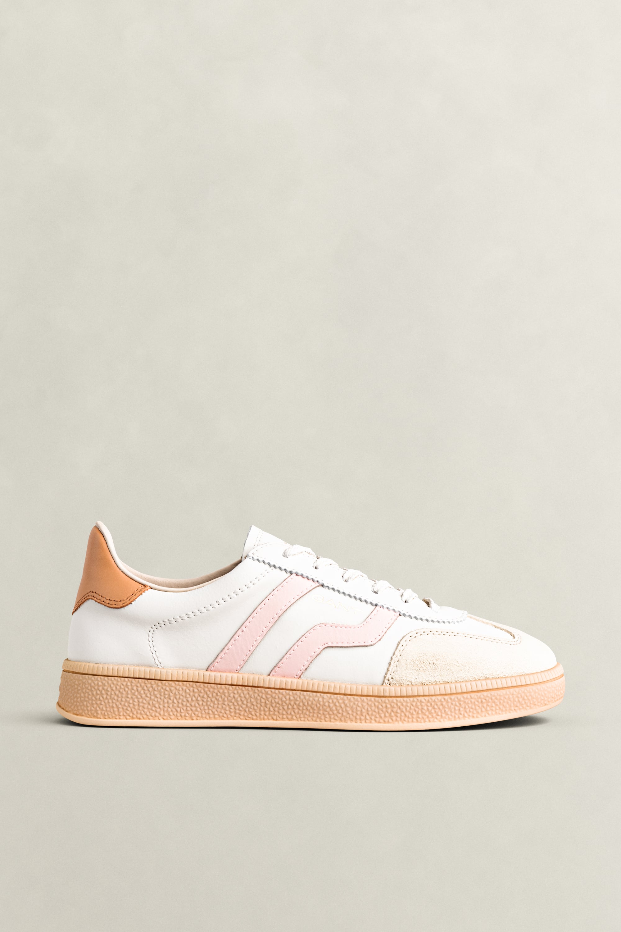 Gant Women's Apricot Pink Cuzima Leather Sneakers (38)