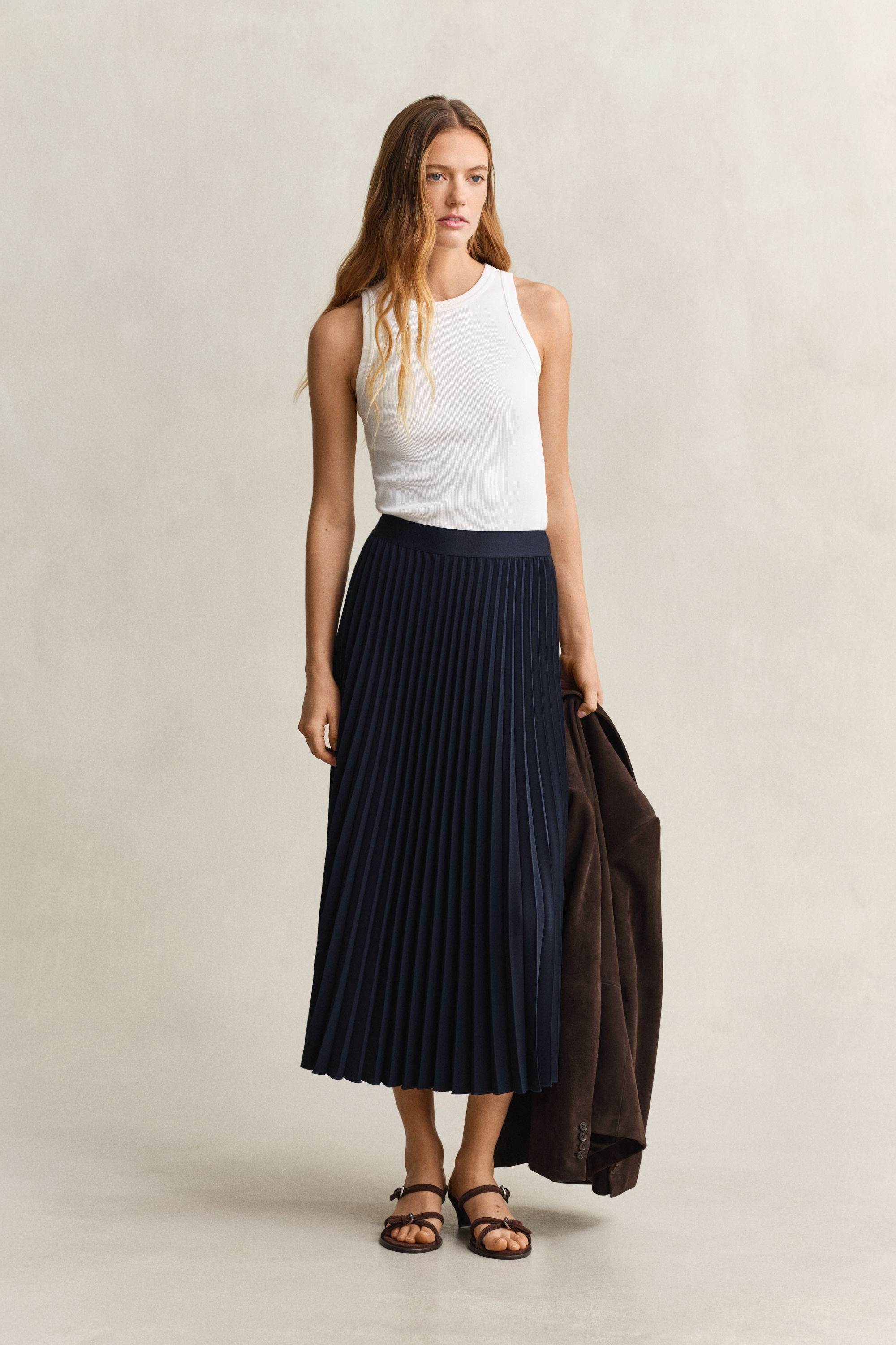 Gant Women's Navy Pleated Midi Skirt (38) Evening Blue