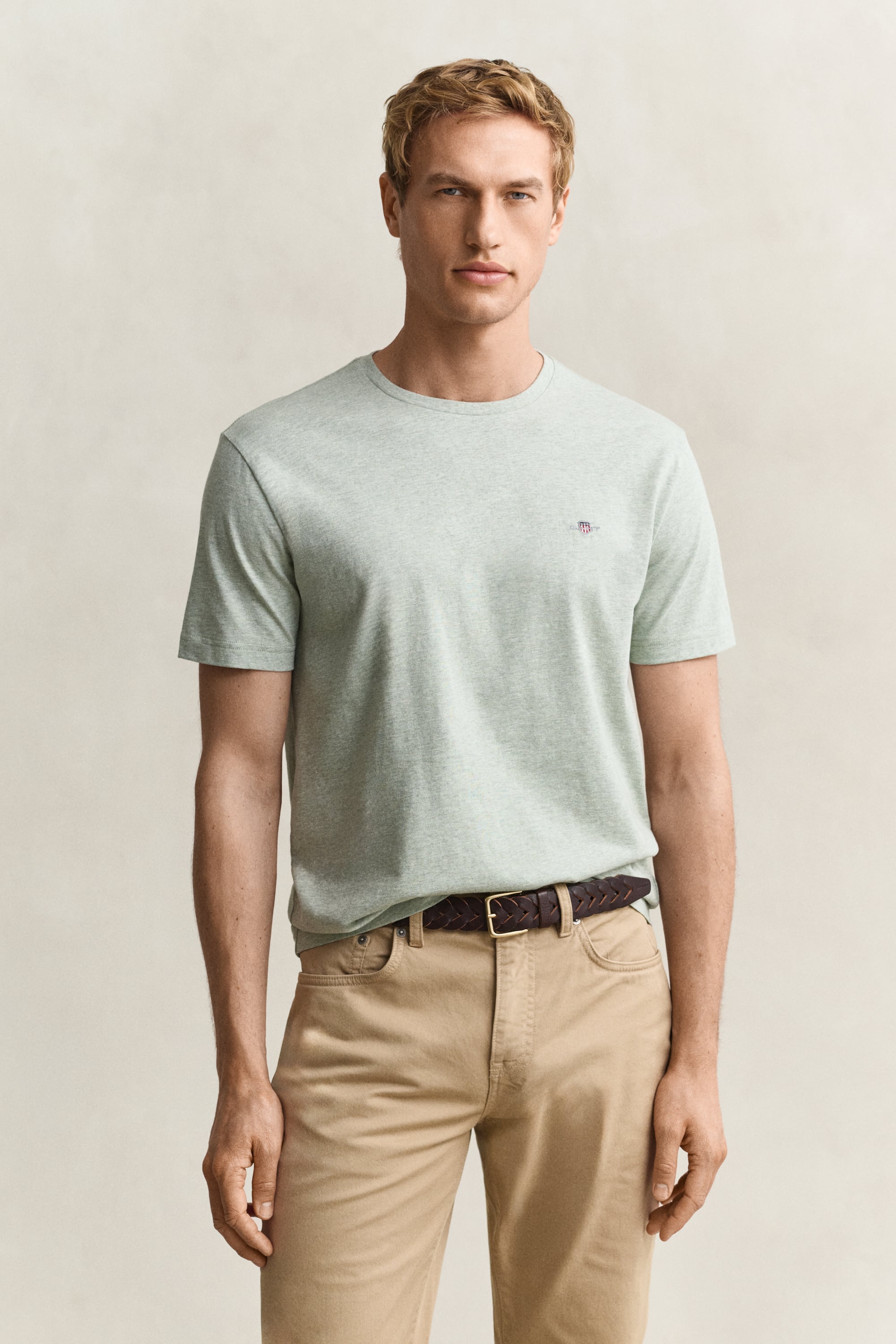 GANT Men's Reg Shield Ss T-Shirt T-Shirt - Image 2