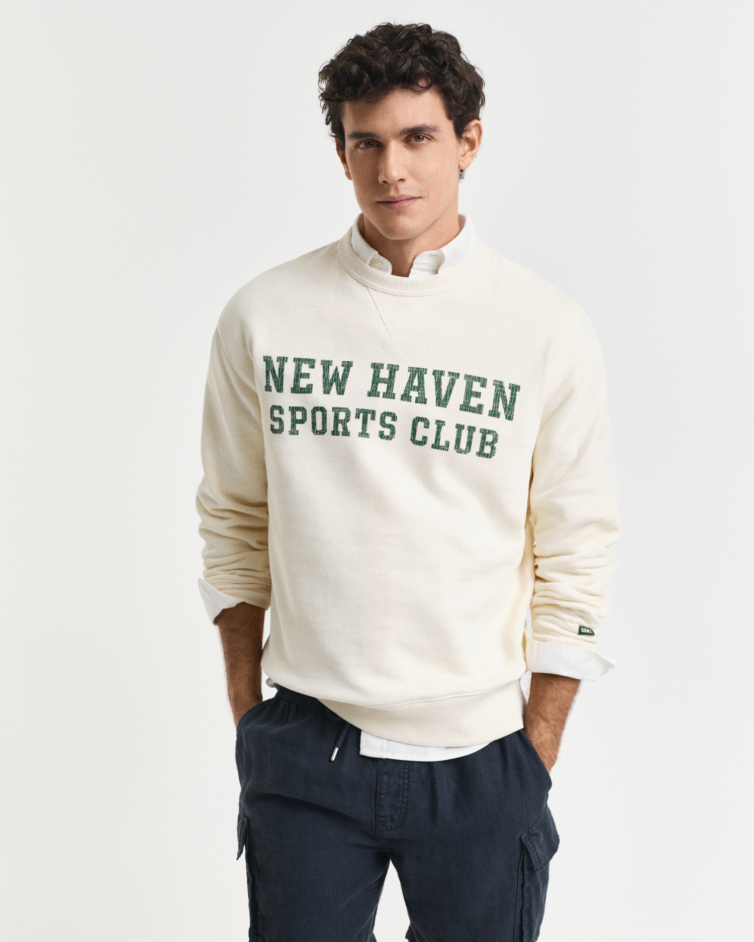 Gant Men's Cream Graphic Crew Neck Sweatshirt (M)