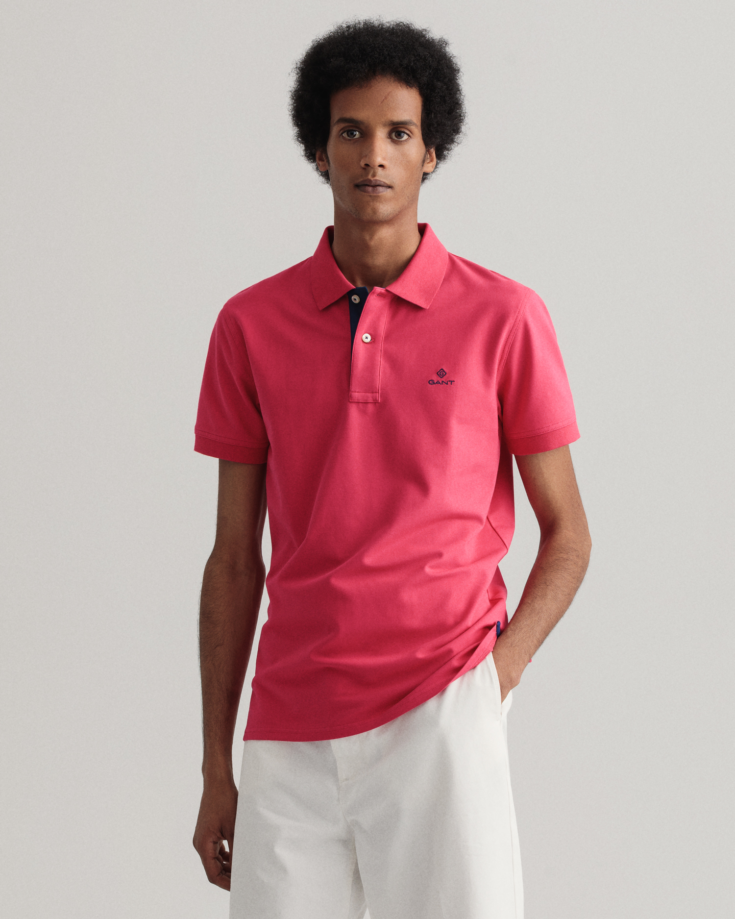 

GANT Men Contrast Color Piqué Polo Shirt (XS) Pink