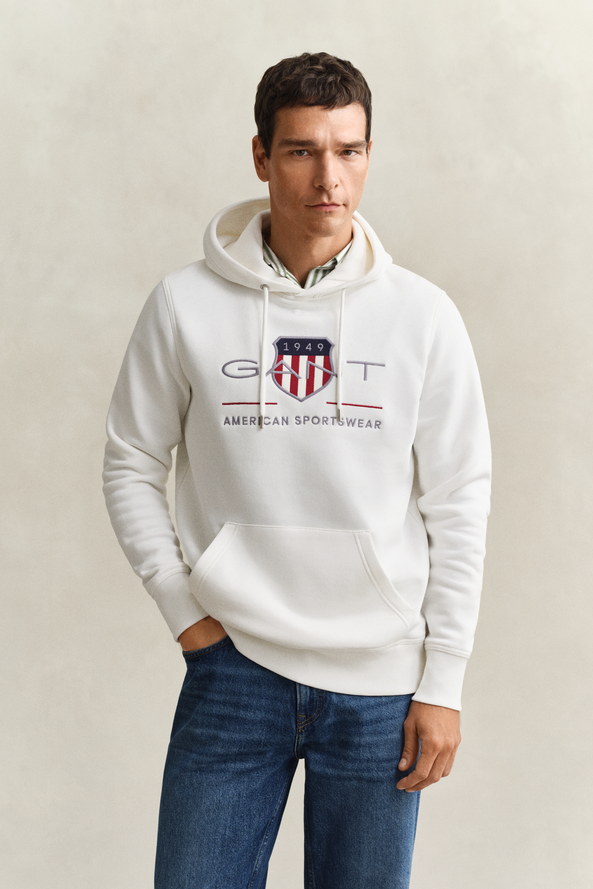 Gant Men's Off White Archive Shield Hoodie (Xxl) Eggshell