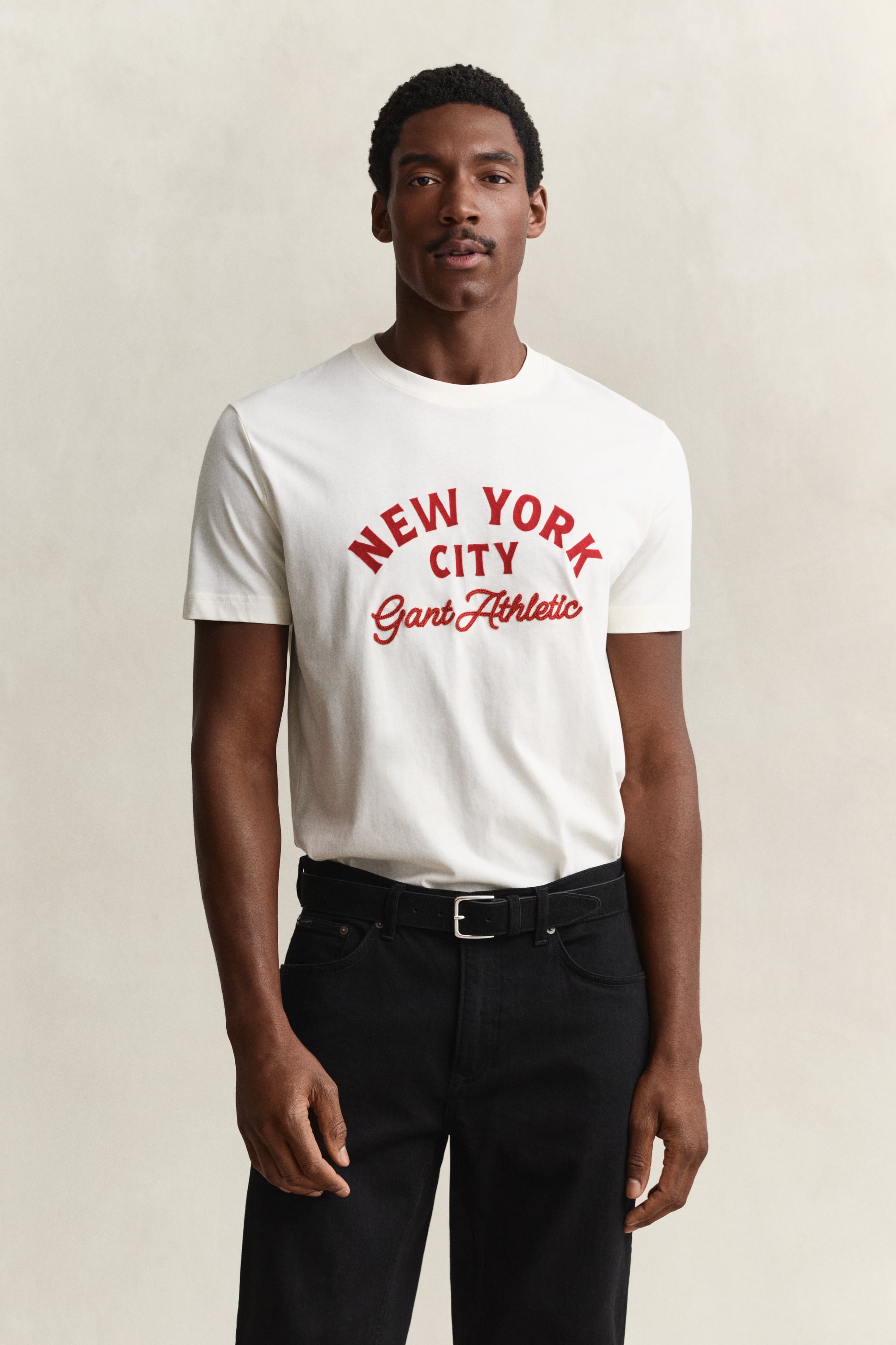 Gant Men's White Graphic T-Shirt (L) Cream