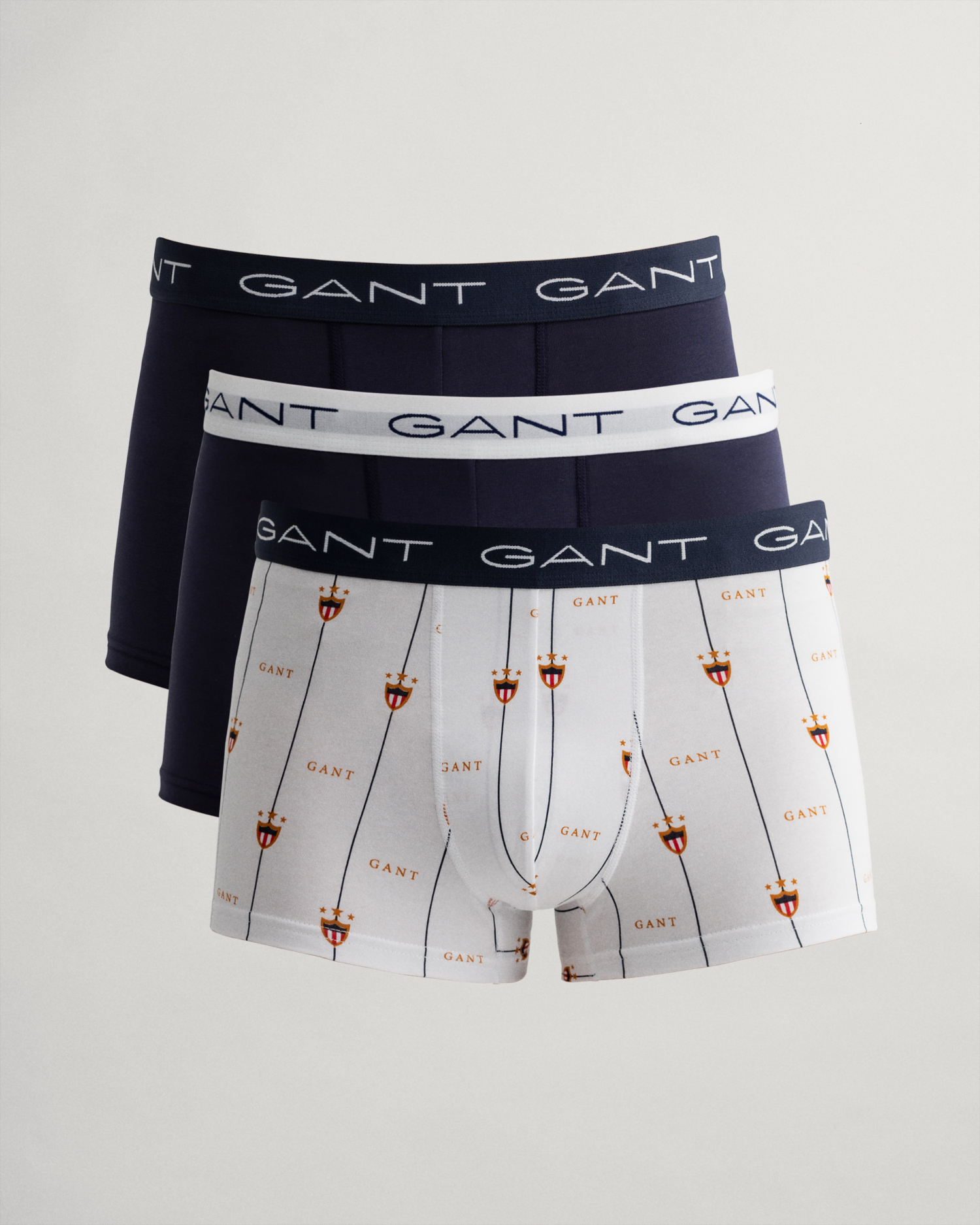 

GANT Men 3-Pack Banner Shield Trunks with Gift Box (L) White