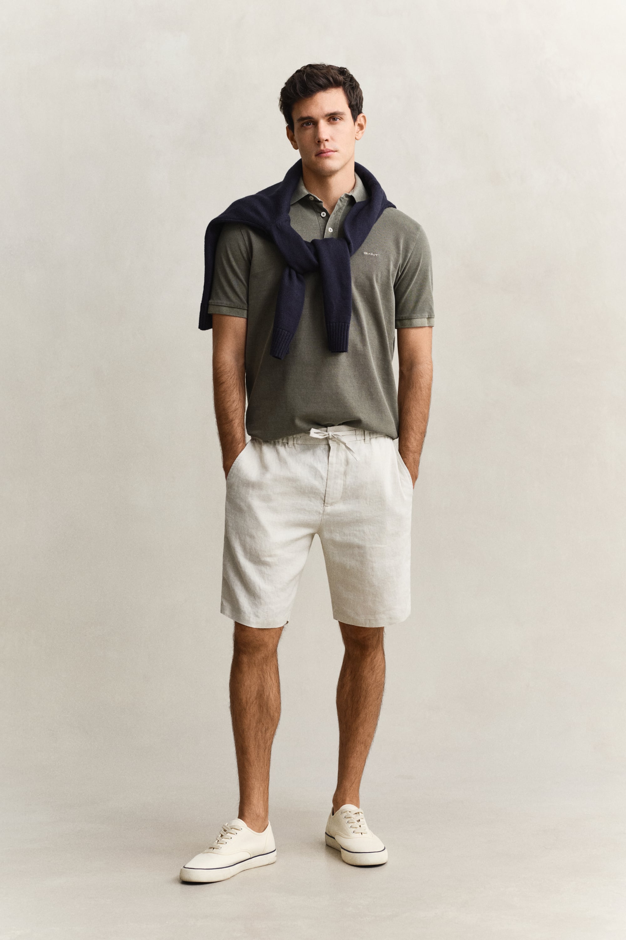 Gant Men's Sand Linen Shorts (L)