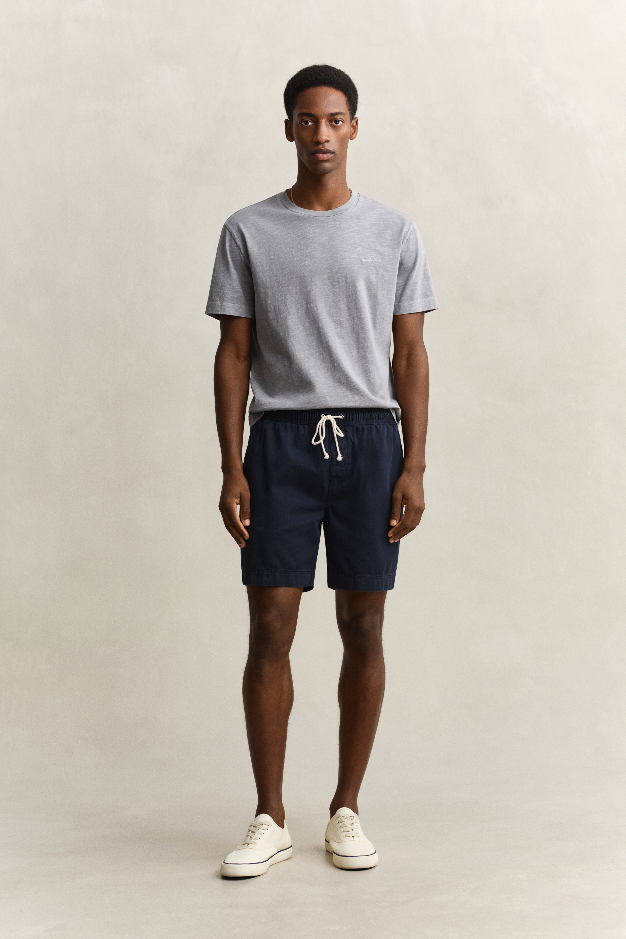 Gant Men's Navy Sunfaded Shorts (M) Evening Blue