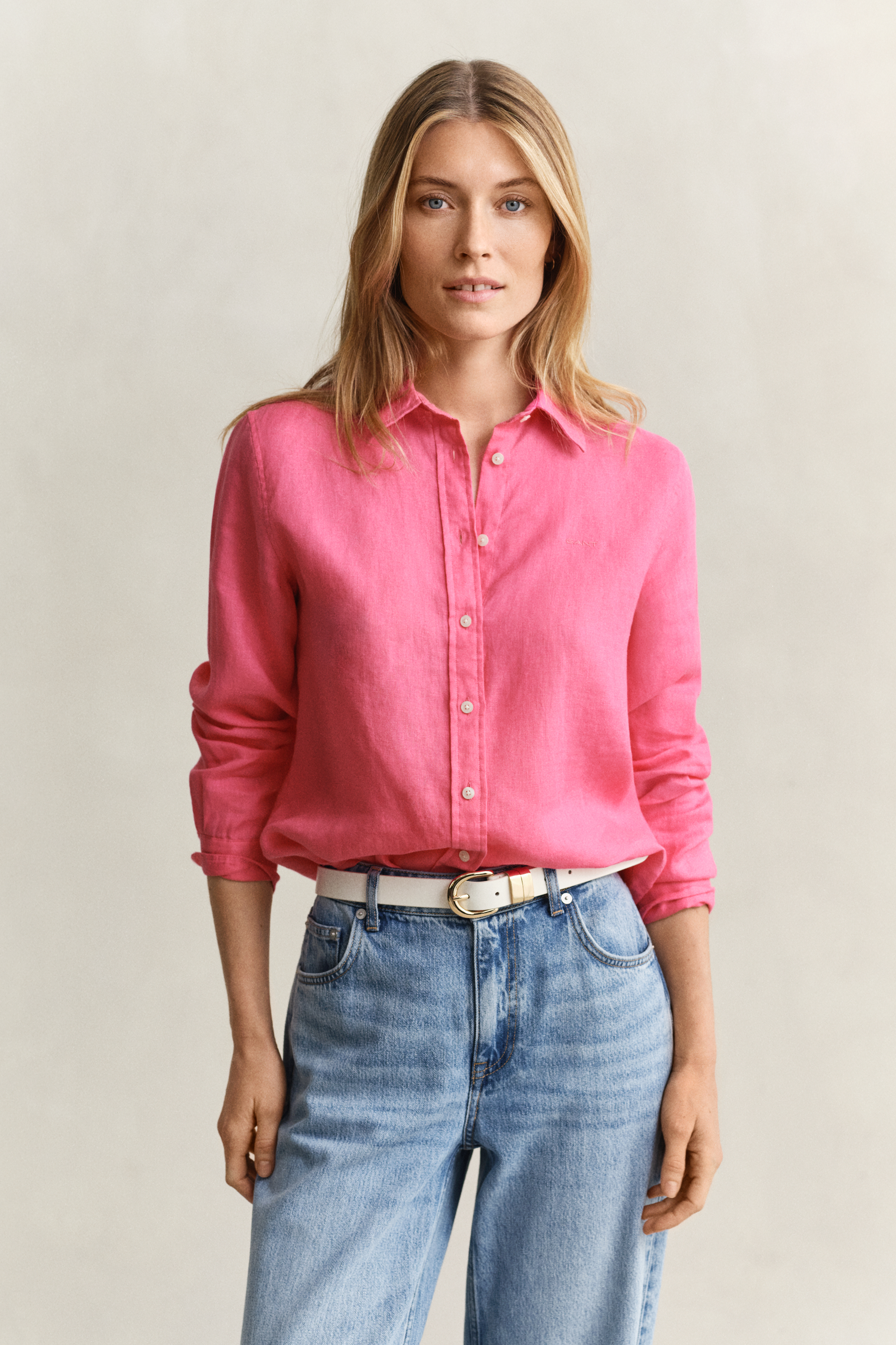 Gant Women's Bright Fuschia Regular Fit Linen Shirt (44)