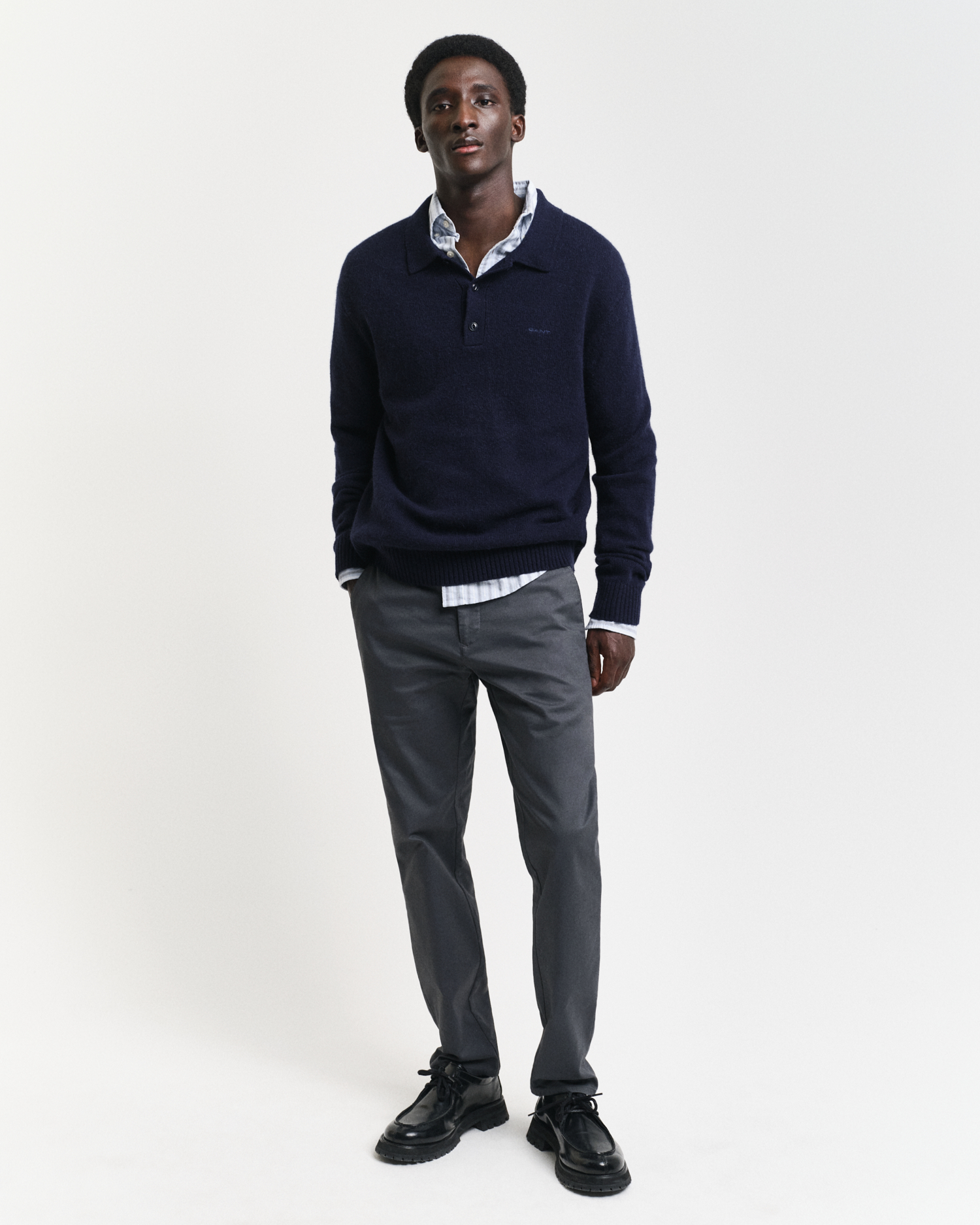 Gant Men's Slim Fit Chinos (33/32) 33/32