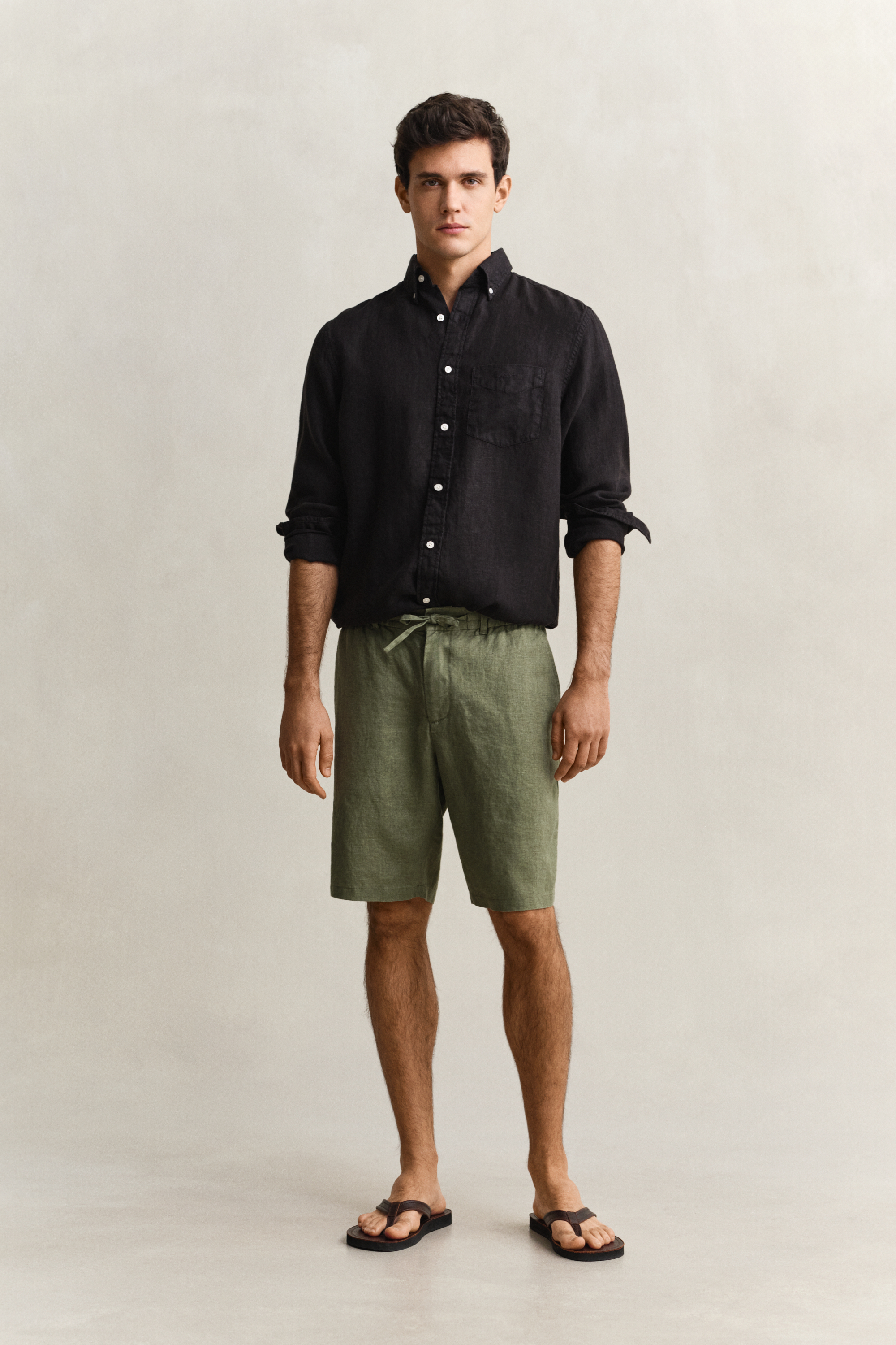 Gant Men's Dry Herb Green Linen Shorts (M)