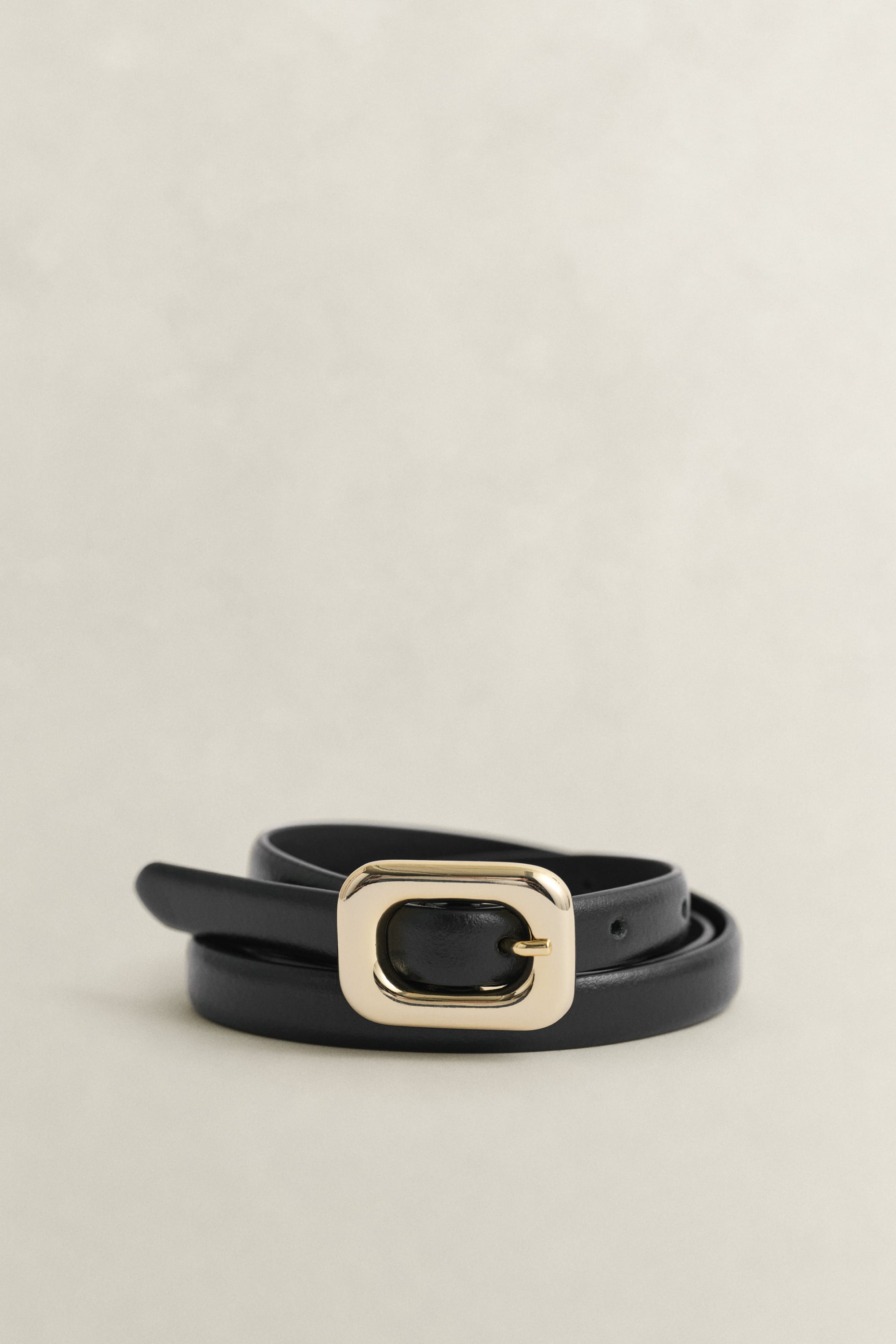 Gant Women's Black Rounded Buckle Leather Belt (70/28)