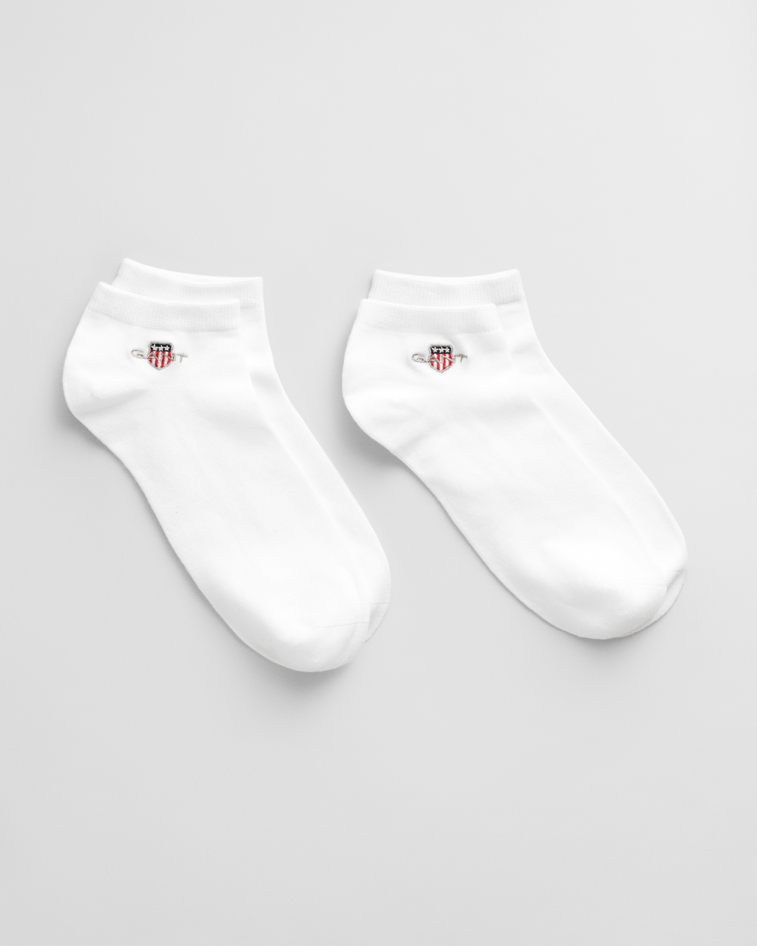 Gant Men's White 2-Pack Shield Ankle Socks (43-45) Size 43-45