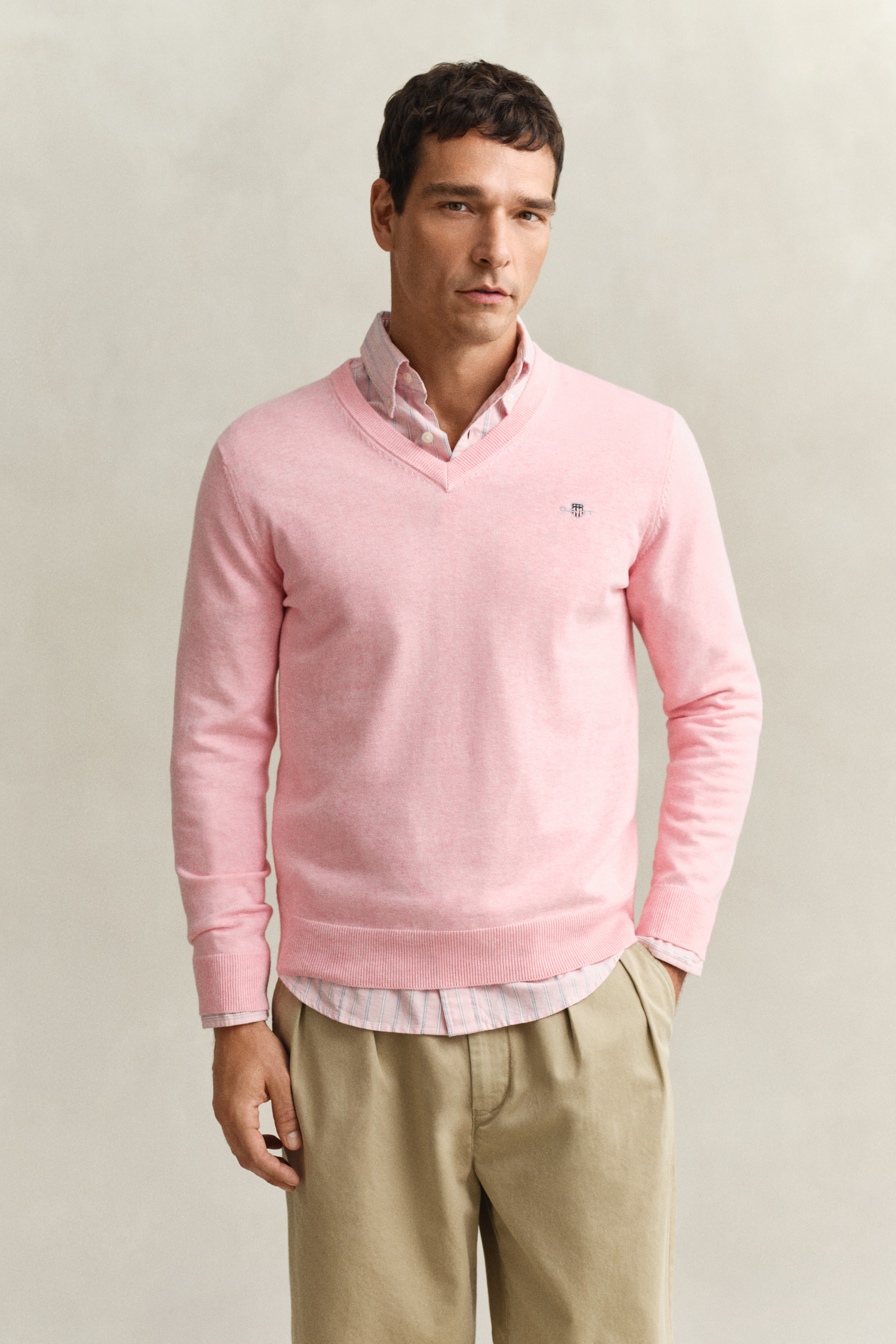 Gant Men's Pink Blush Melange Classic Cotton V-Neck Sweater (Xl)