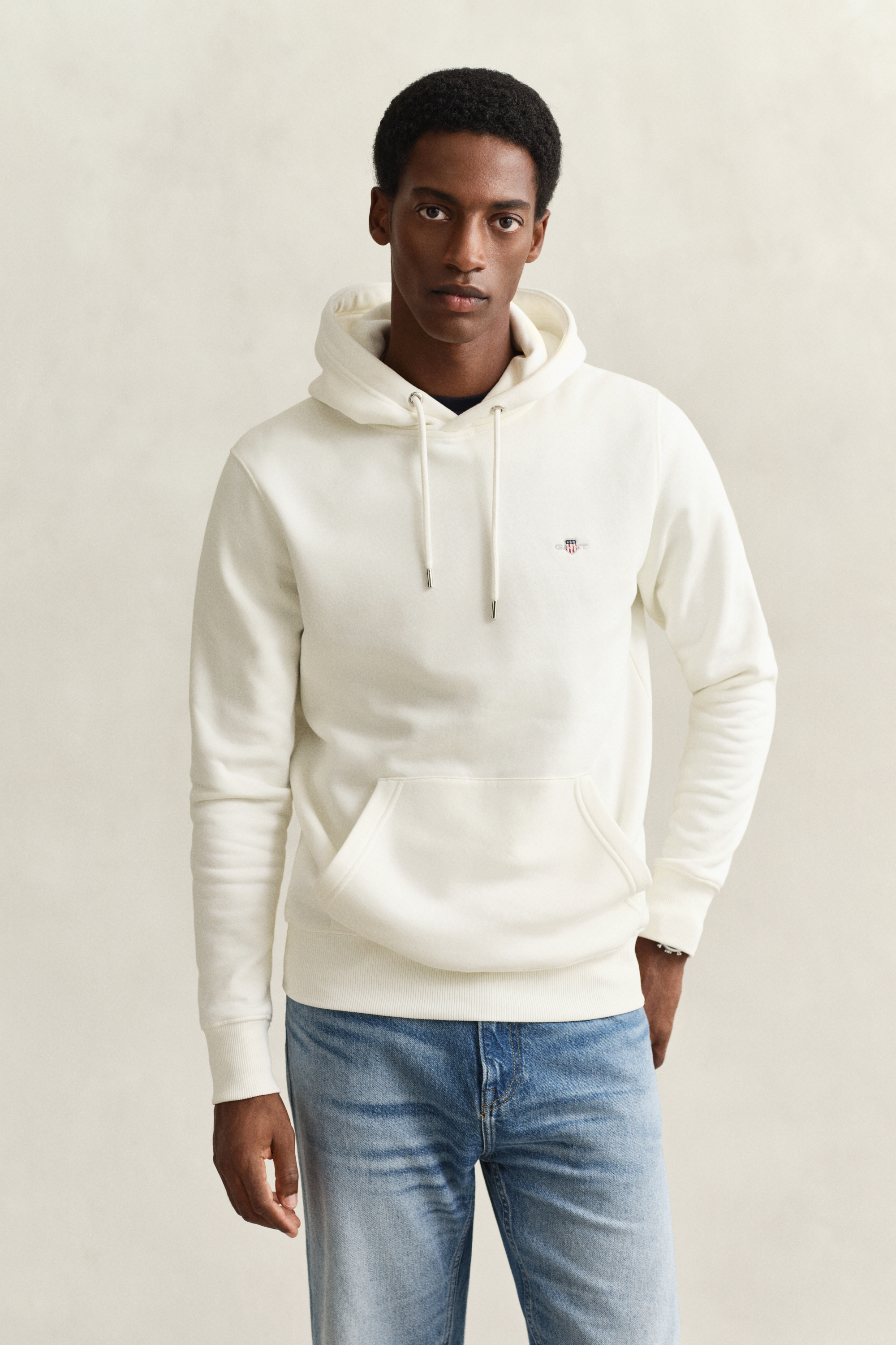 Gant Men's Off White Shield Hoodie (Xxxl) Eggshell