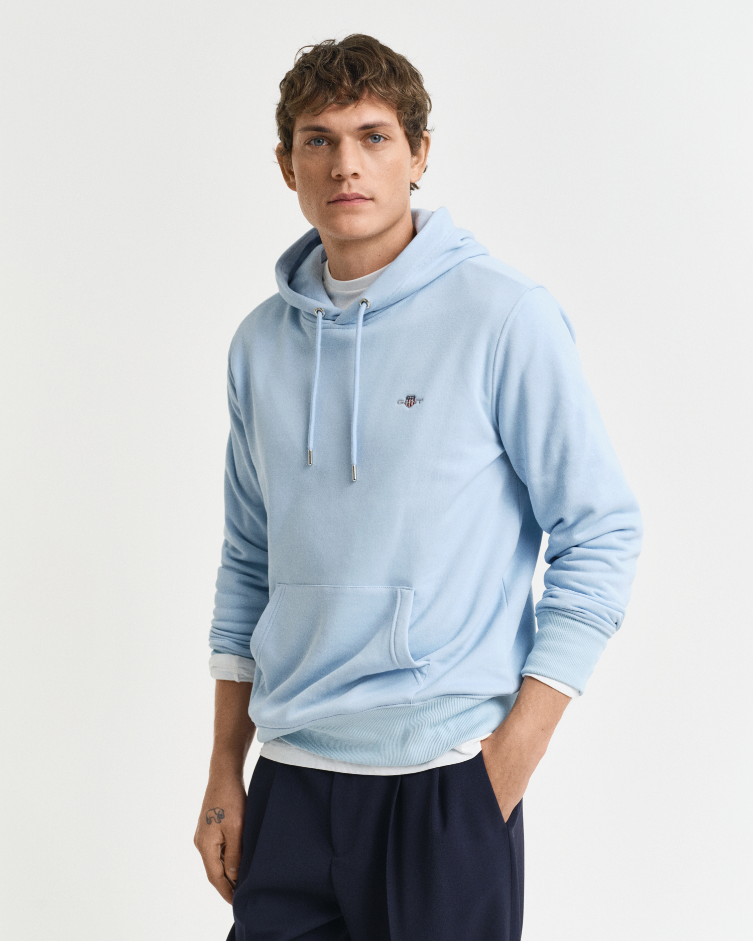 Gant Men's Silver Shield Hoodie ) 4XL