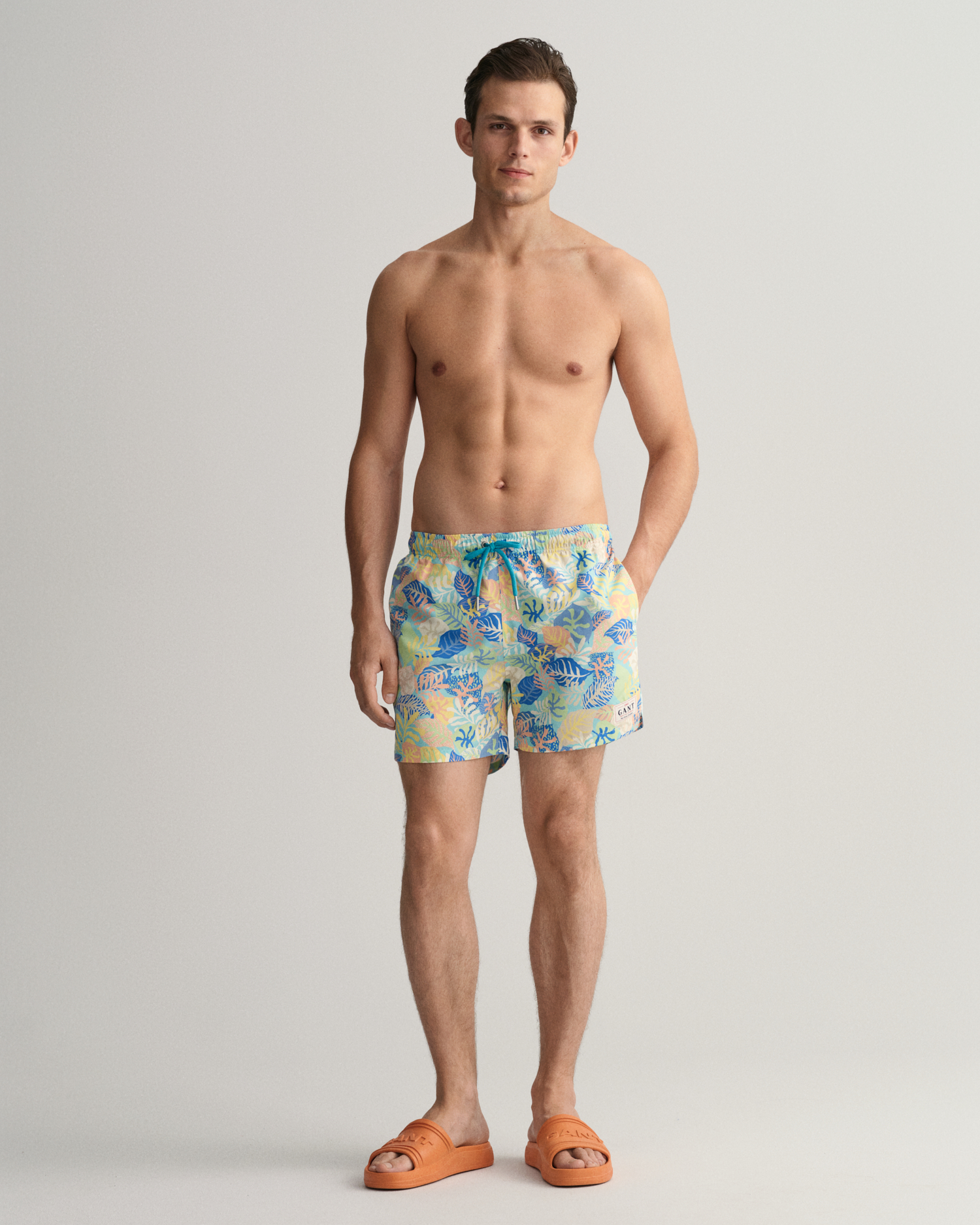 GANT Men Classic Fit Tropical Print Swim Shorts (XL) Green