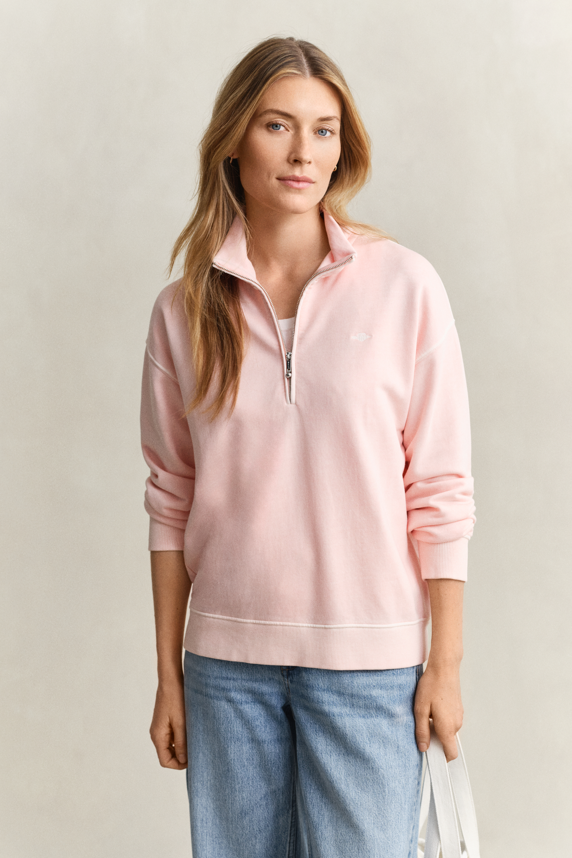 Gant Women's Apricot Pink Washed Shield Half-Zip Sweatshirt (Xxl)