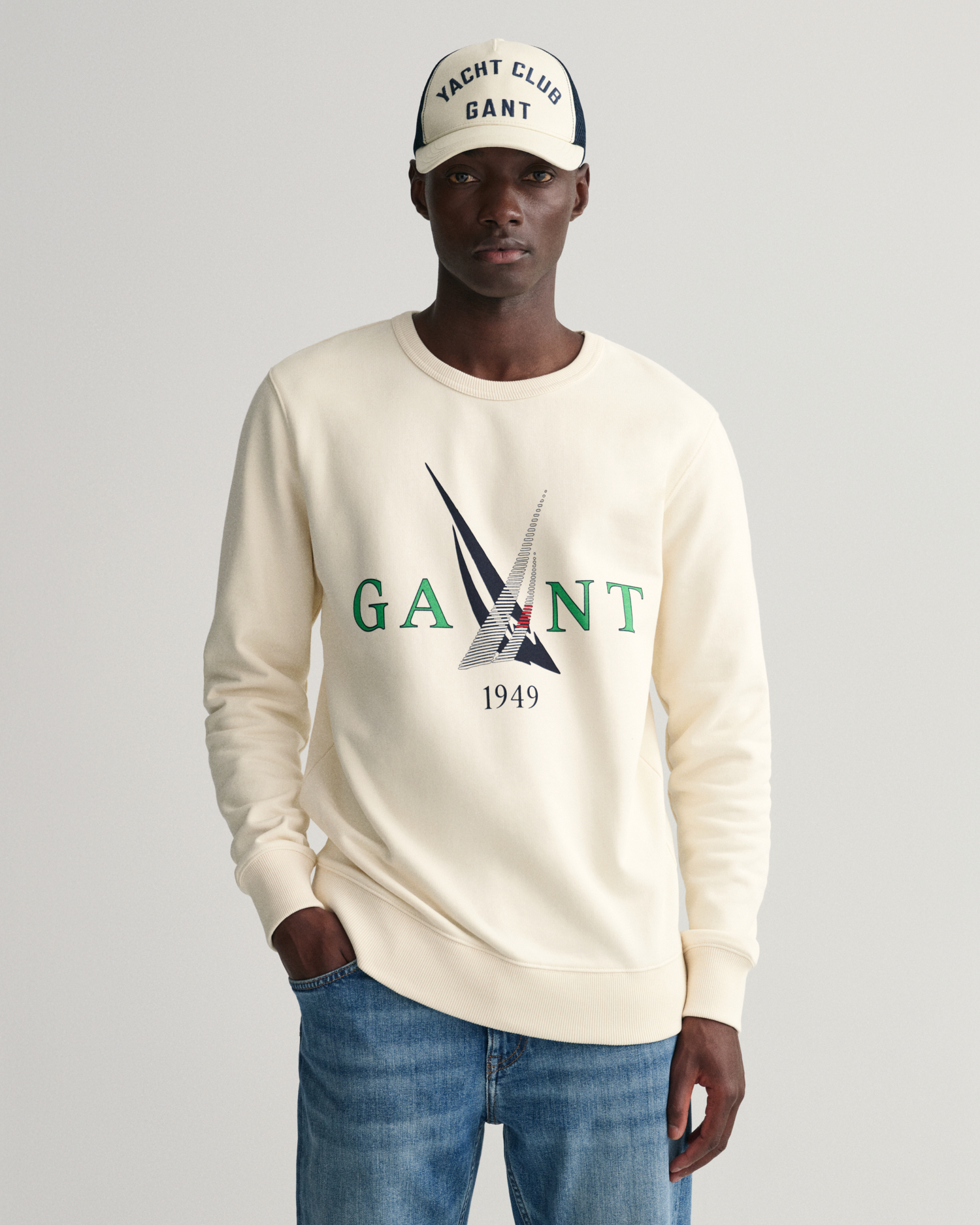 GANT Men Sail Print Crew Neck Sweatshirt (L) Beige