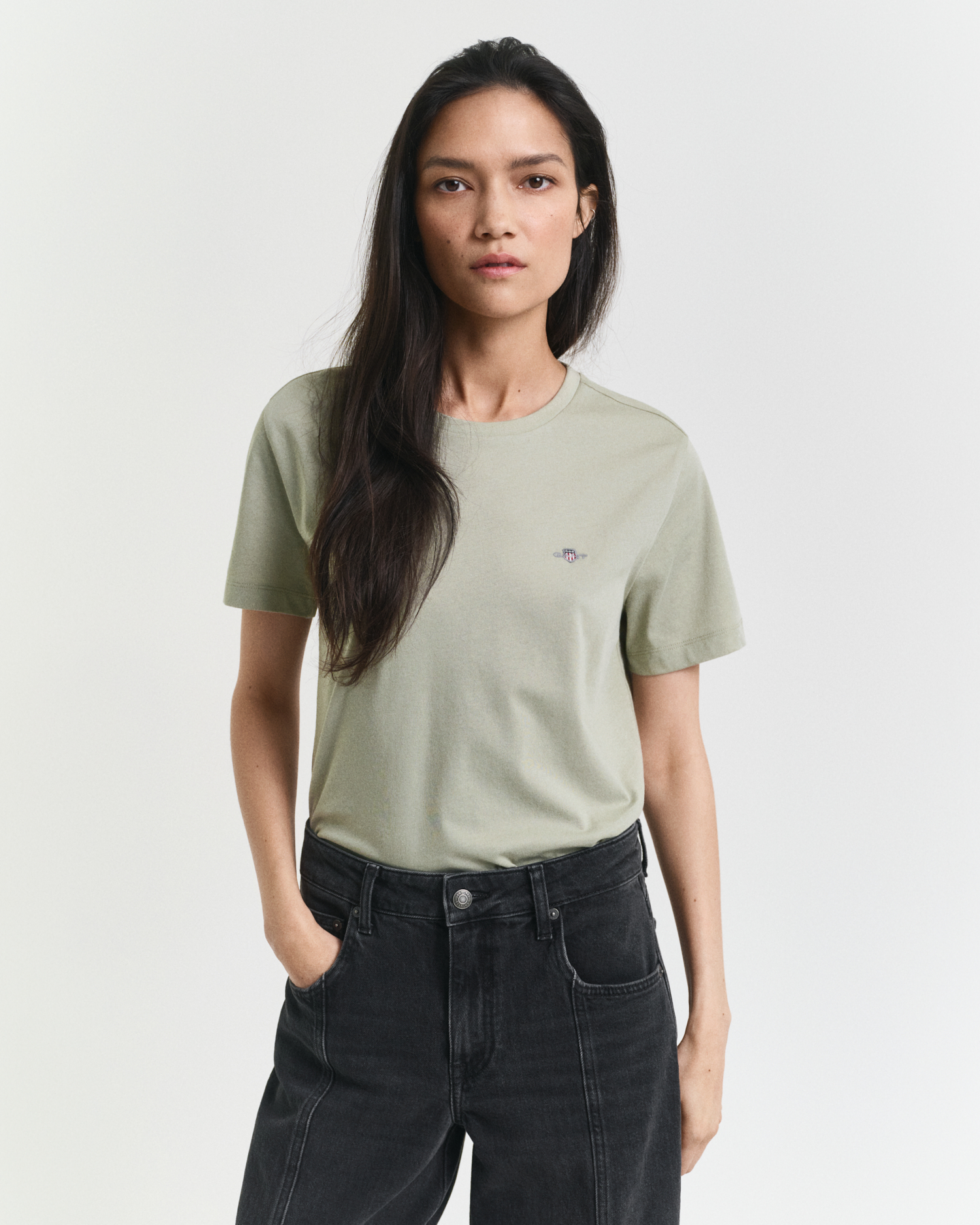 Gant Women's Green Shield T-Shirt (Xxl) Faded Sage