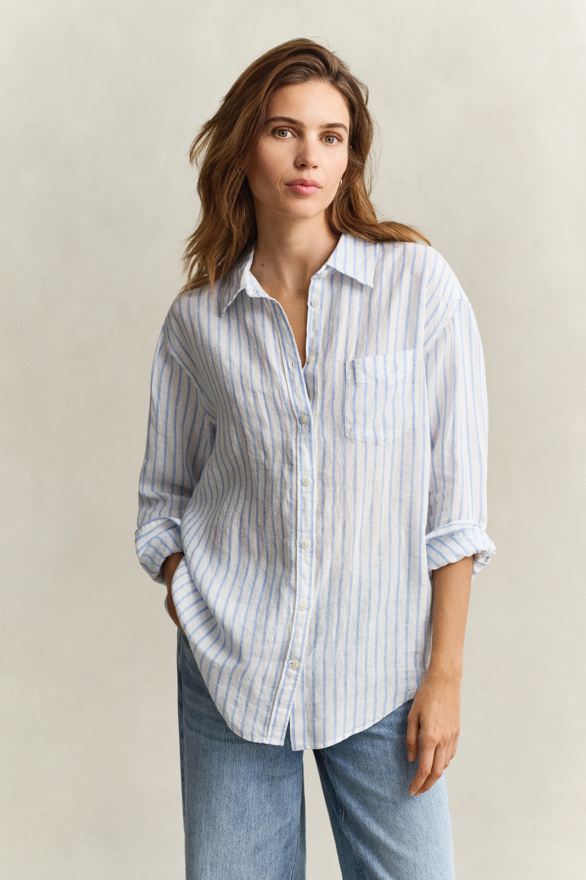 Gant Women's Hydrangea Blue Relaxed Fit Striped Linen Shirt (46)