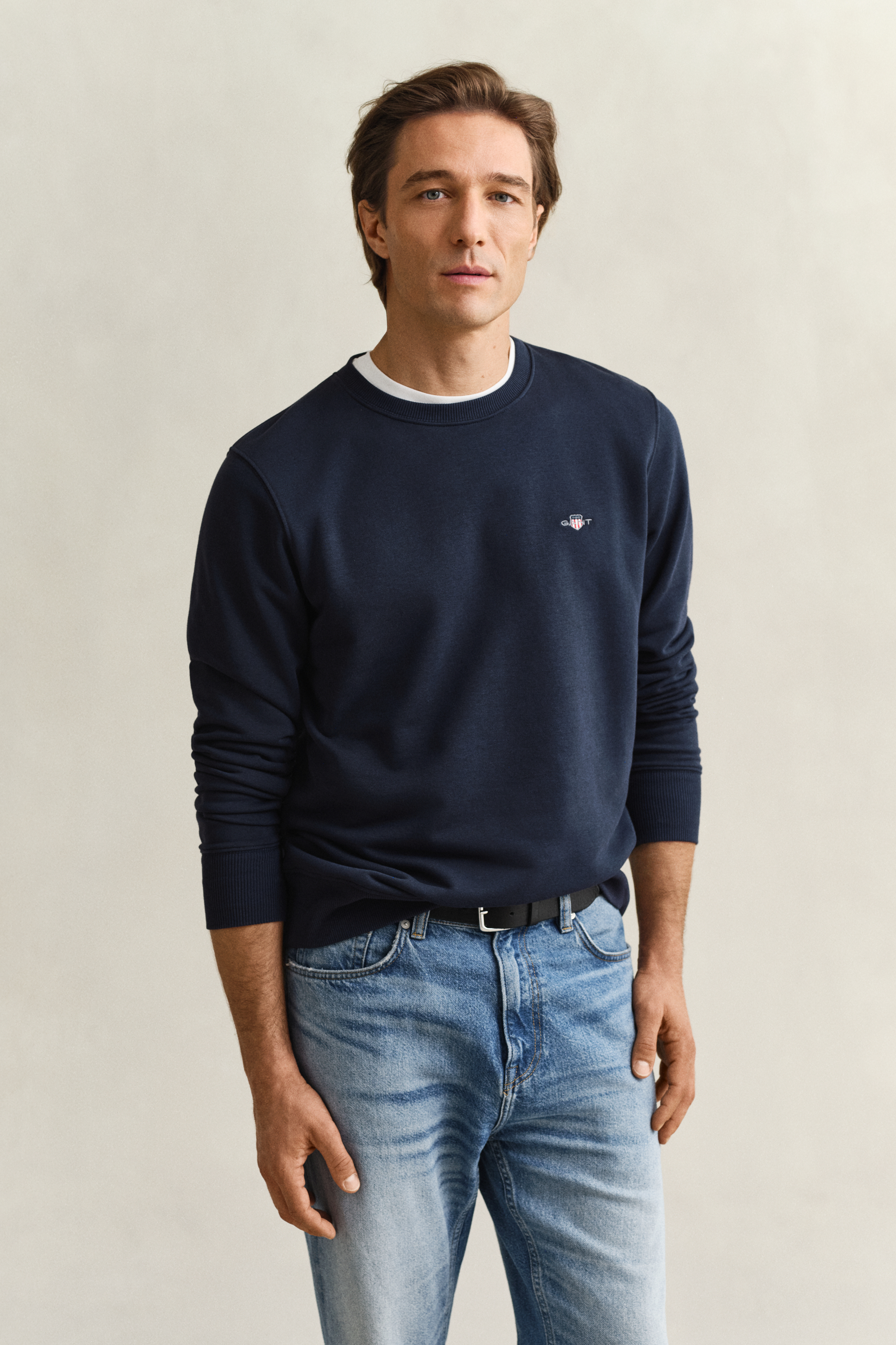Gant Men's Navy Shield Crew Neck Sweatshirt (4Xl) Evening Blue