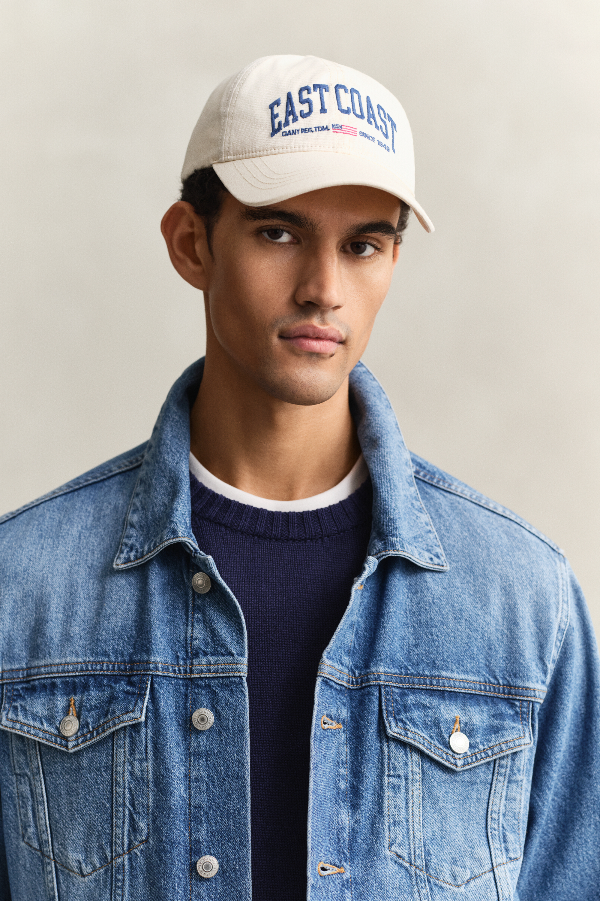 Gant Men's White Graphic Cotton Canvas Cap (One Size) Cream