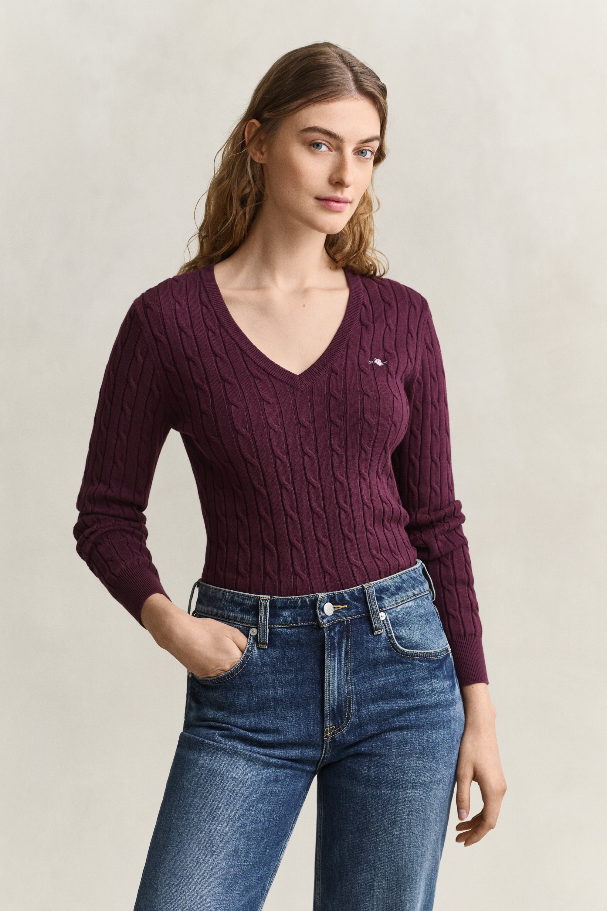 Gant Stretch Cotton Cable Knit V-neck Sweater