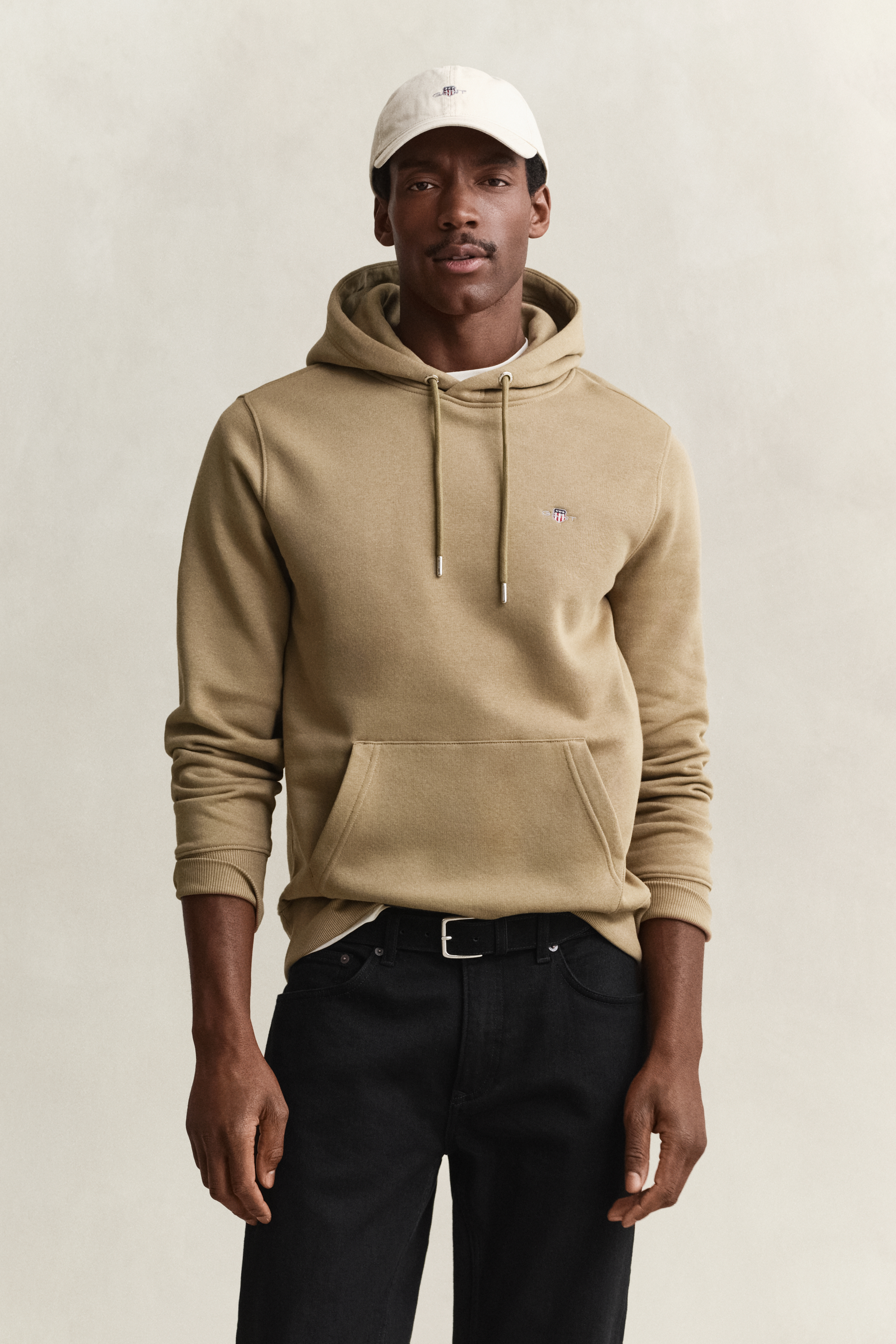 Gant Men's Faded Taupe Shield Hoodie (Xxl)