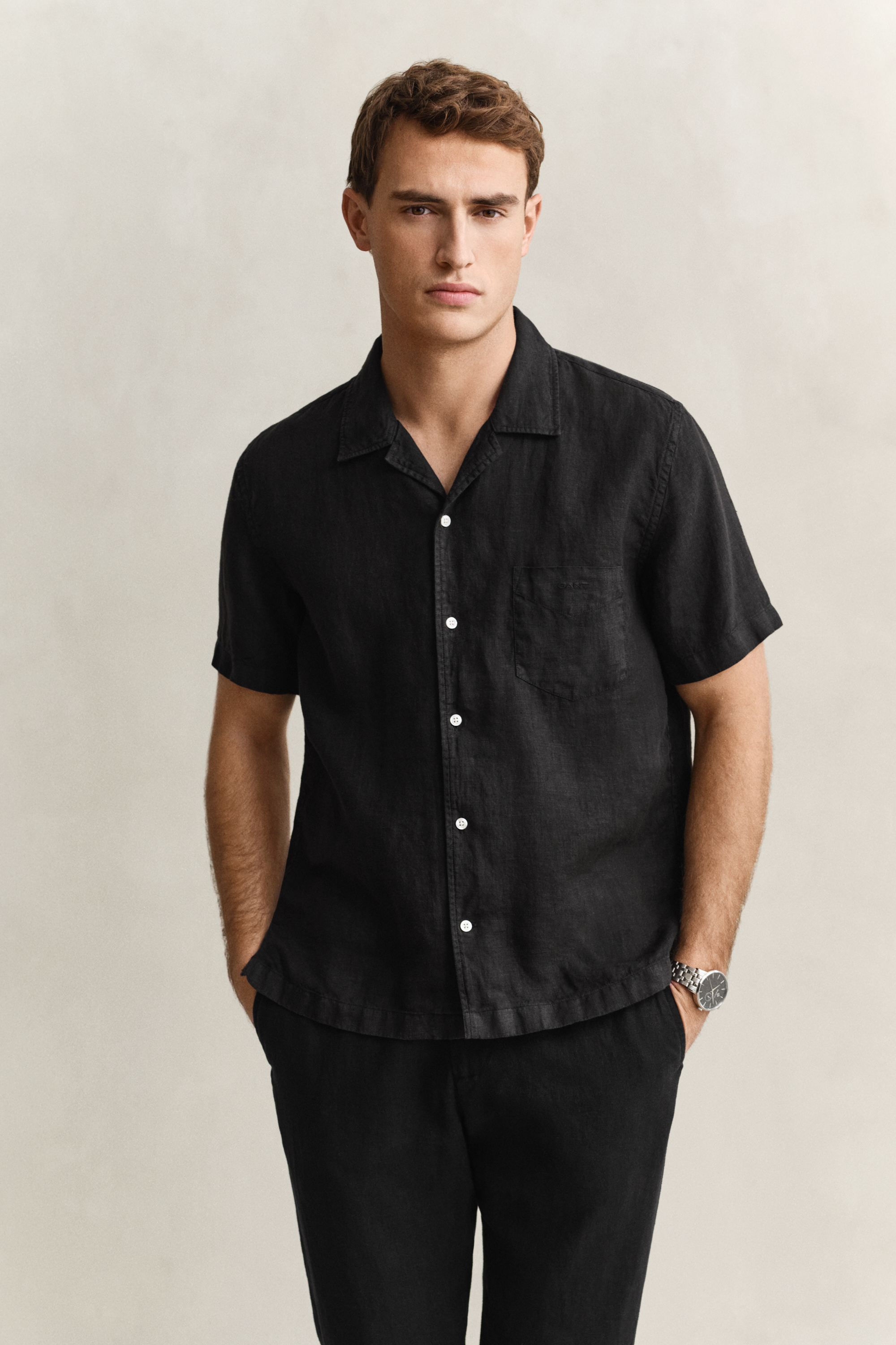 Gant Men's Black Short Sleeve Linen Shirt (L)