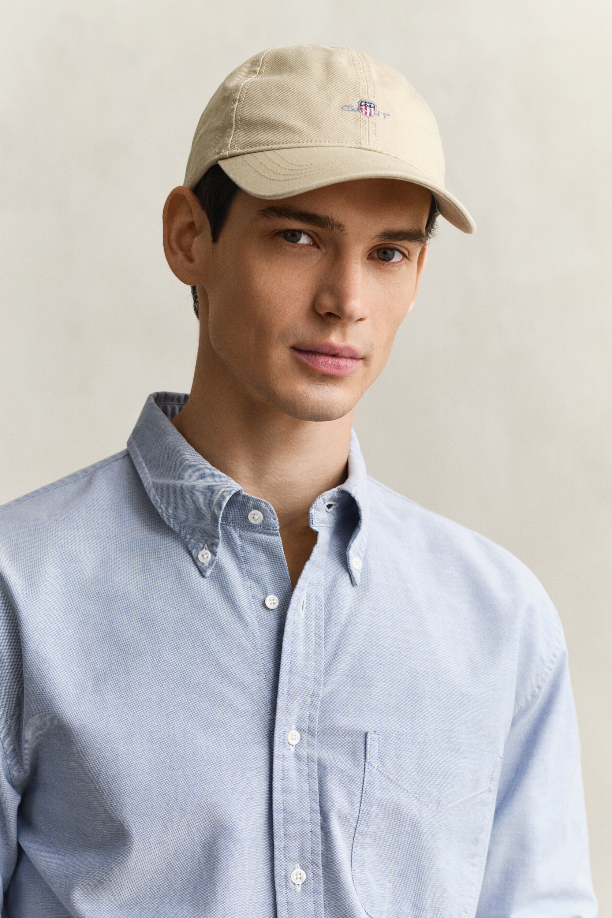 Gant Men's Oat Beige Shield Cotton Twill Cap (One Size)