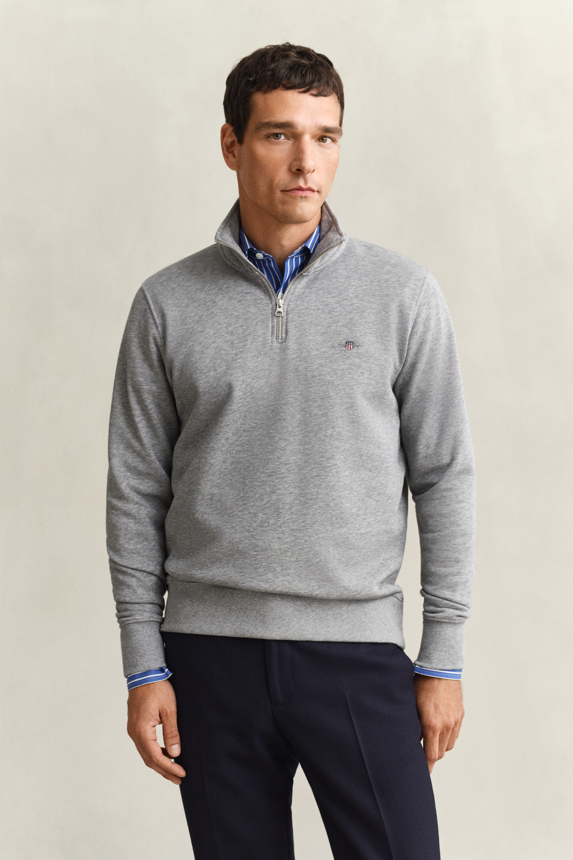 Gant Men's Grey Shield Half-Zip Sweatshirt (4Xl) Melange