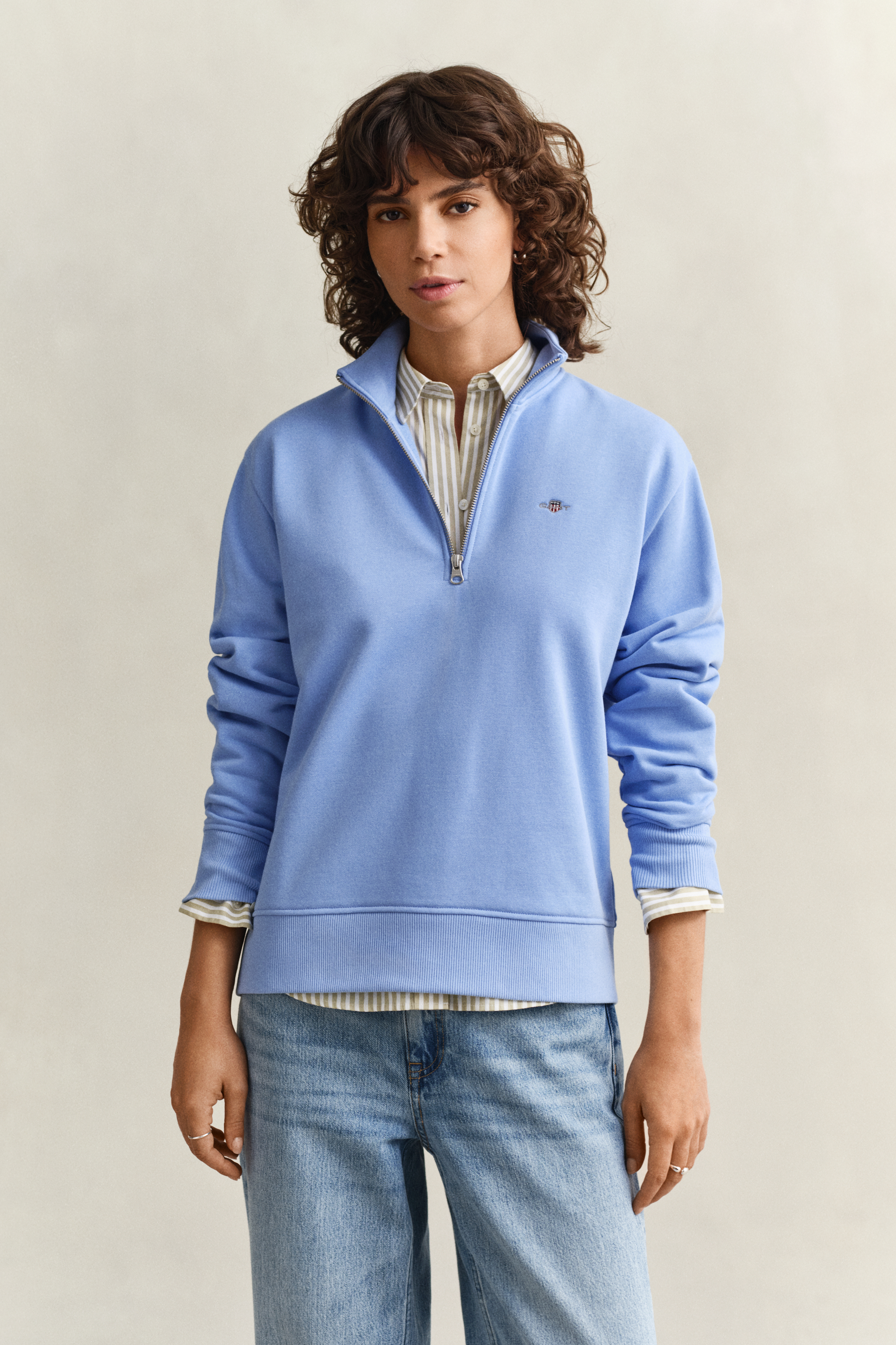 Gant Women's Hydrangea Blue Shield Half Zip Sweatshirt (Xxl)