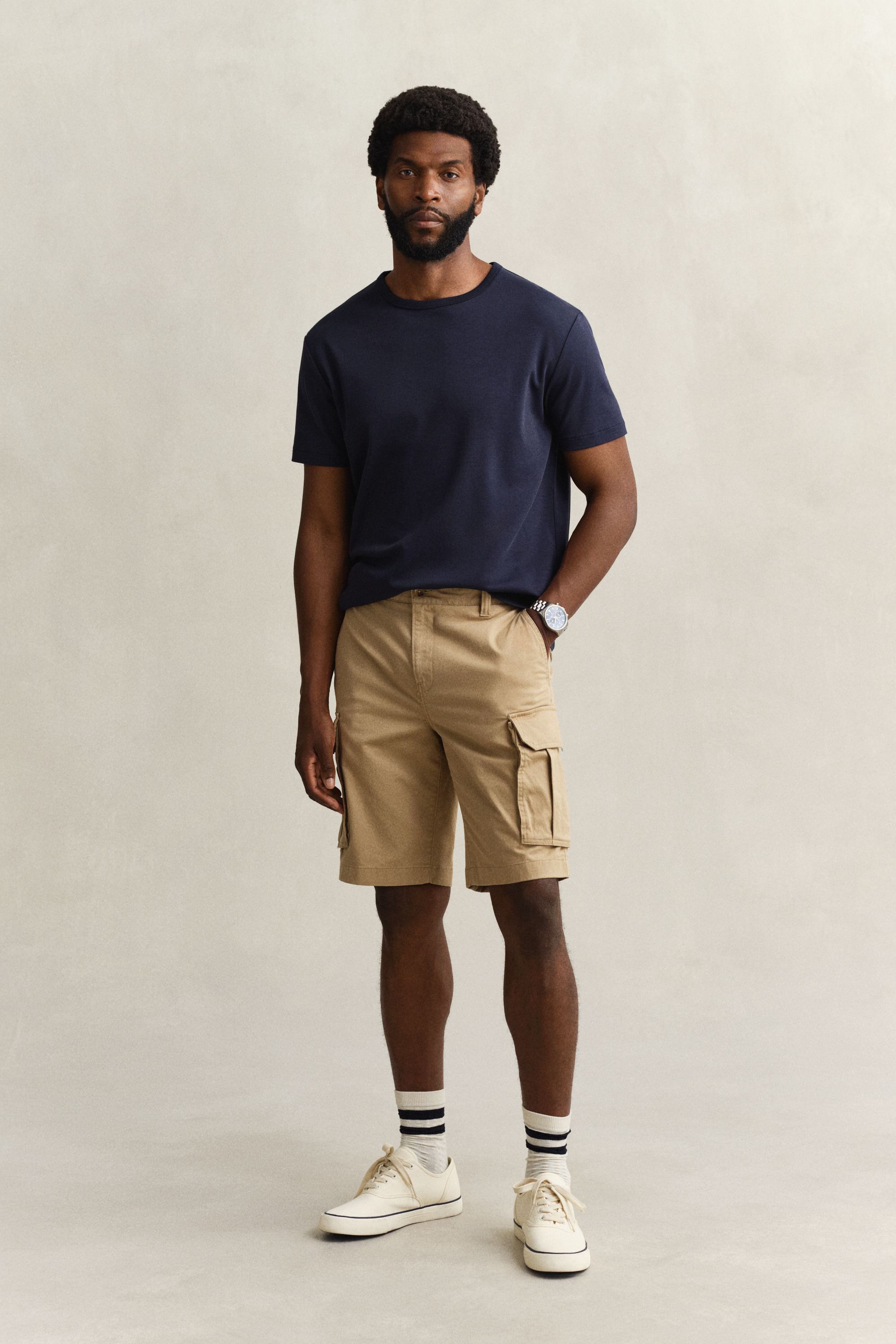 Gant Men's Khaki Classic Cargo Shorts (32) Dark