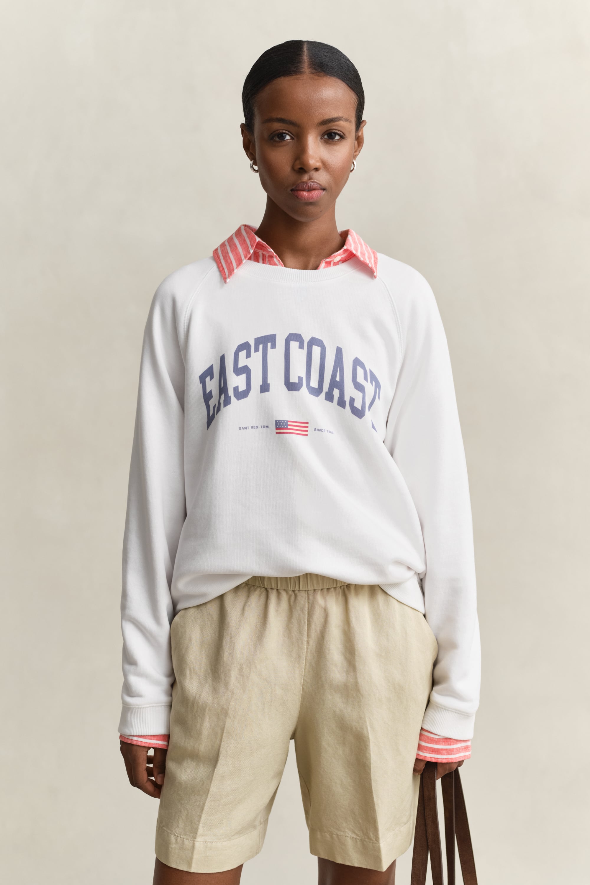 Gant Women's White Graphic Print Crew Neck Sweatshirt (Xxl)