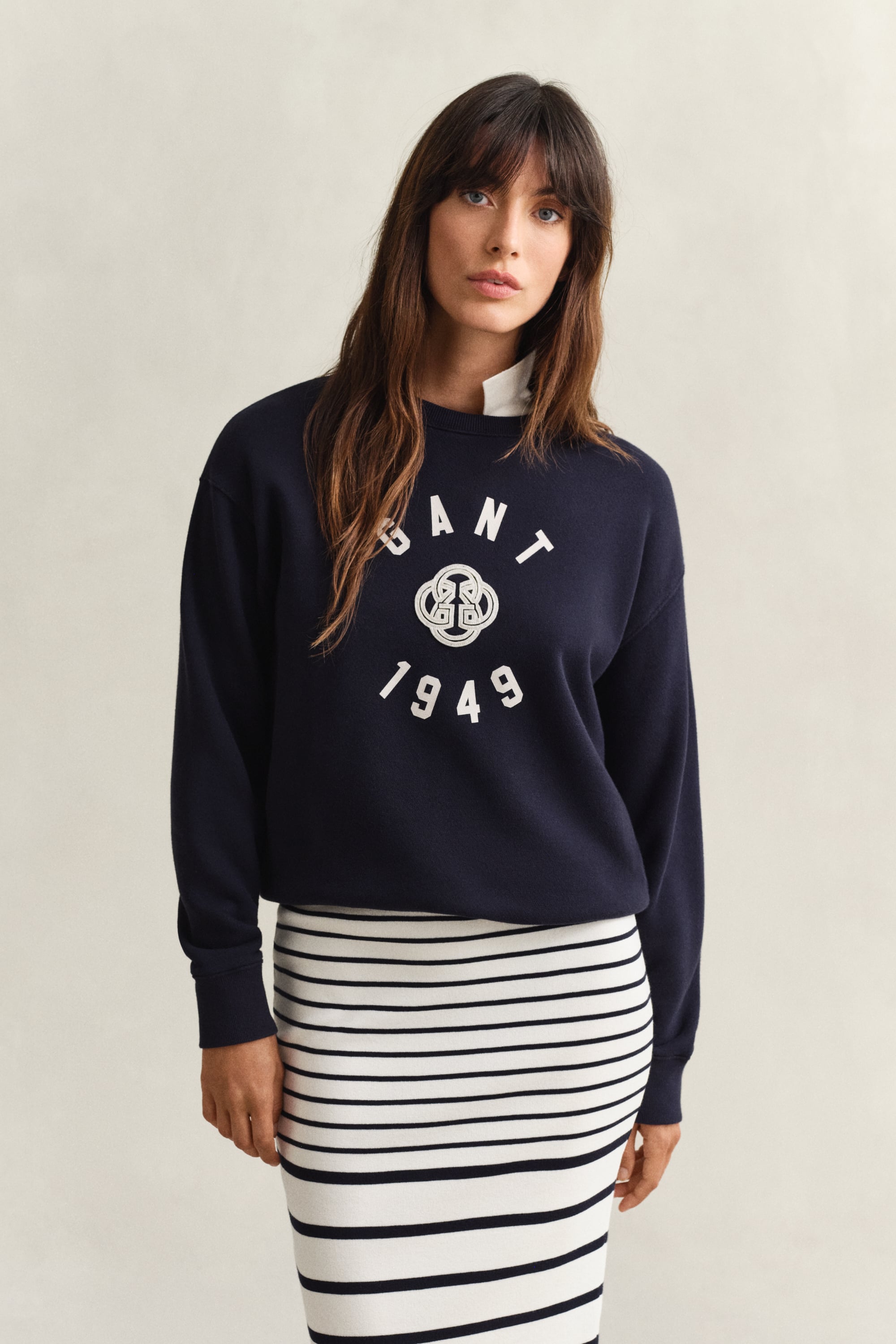 Gant Women's Navy Graphic Crew Neck Sweatshirt (Xxl) Evening Blue